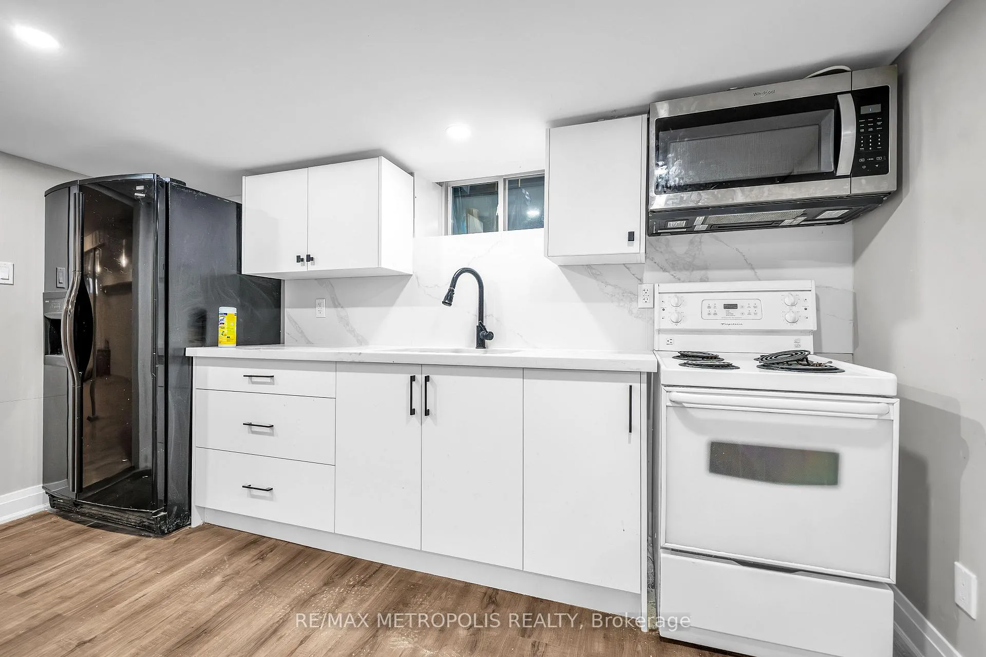 Photo 2 of Unit Bsmt, 48 Billingsgate Crescent, Ajax, South East — HOMEH