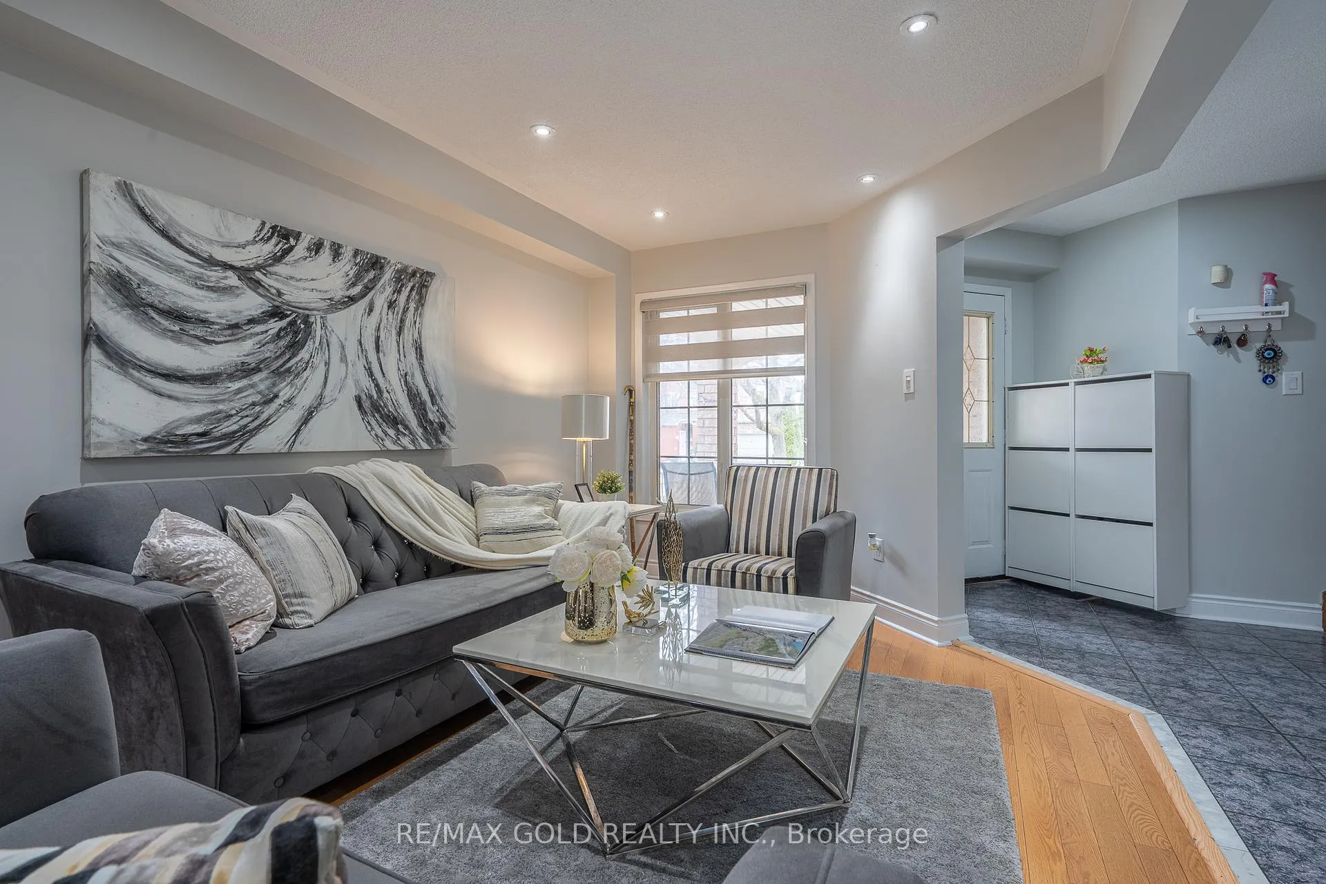 Photo 4 of 135 Cordgrass Crescent, Brampton, Sandringham-Wellington — HOMEH