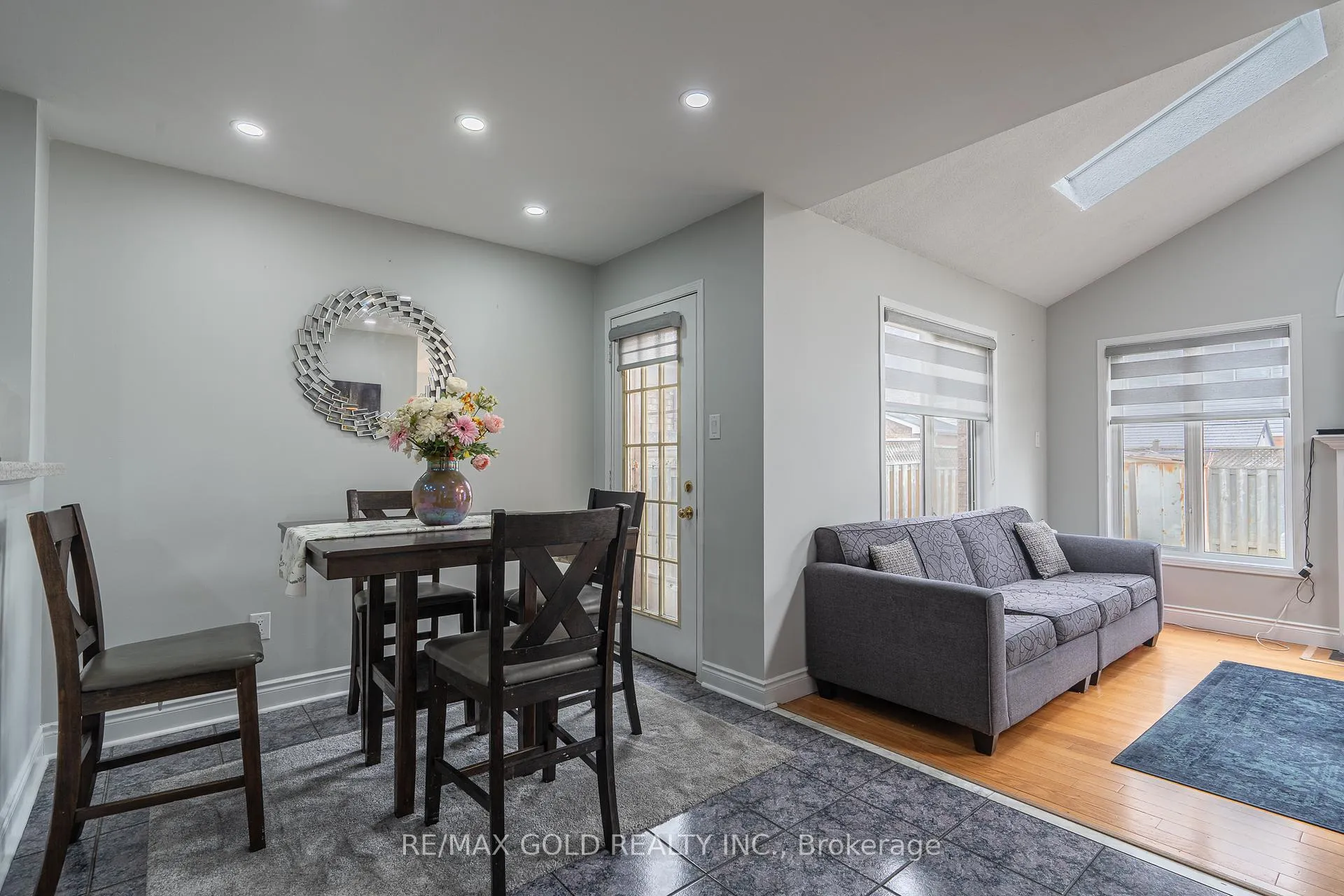 Photo 12 of 135 Cordgrass Crescent, Brampton, Sandringham-Wellington — HOMEH