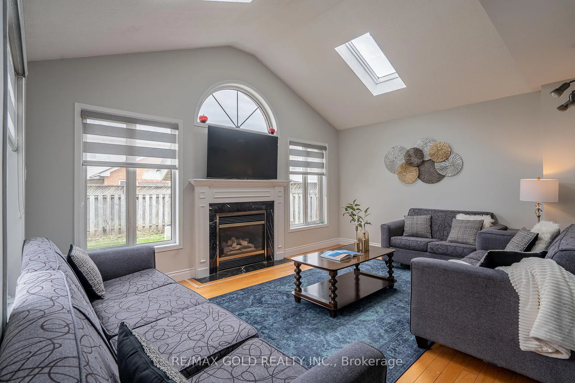 Photo 13 of 135 Cordgrass Crescent, Brampton, Sandringham-Wellington — HOMEH