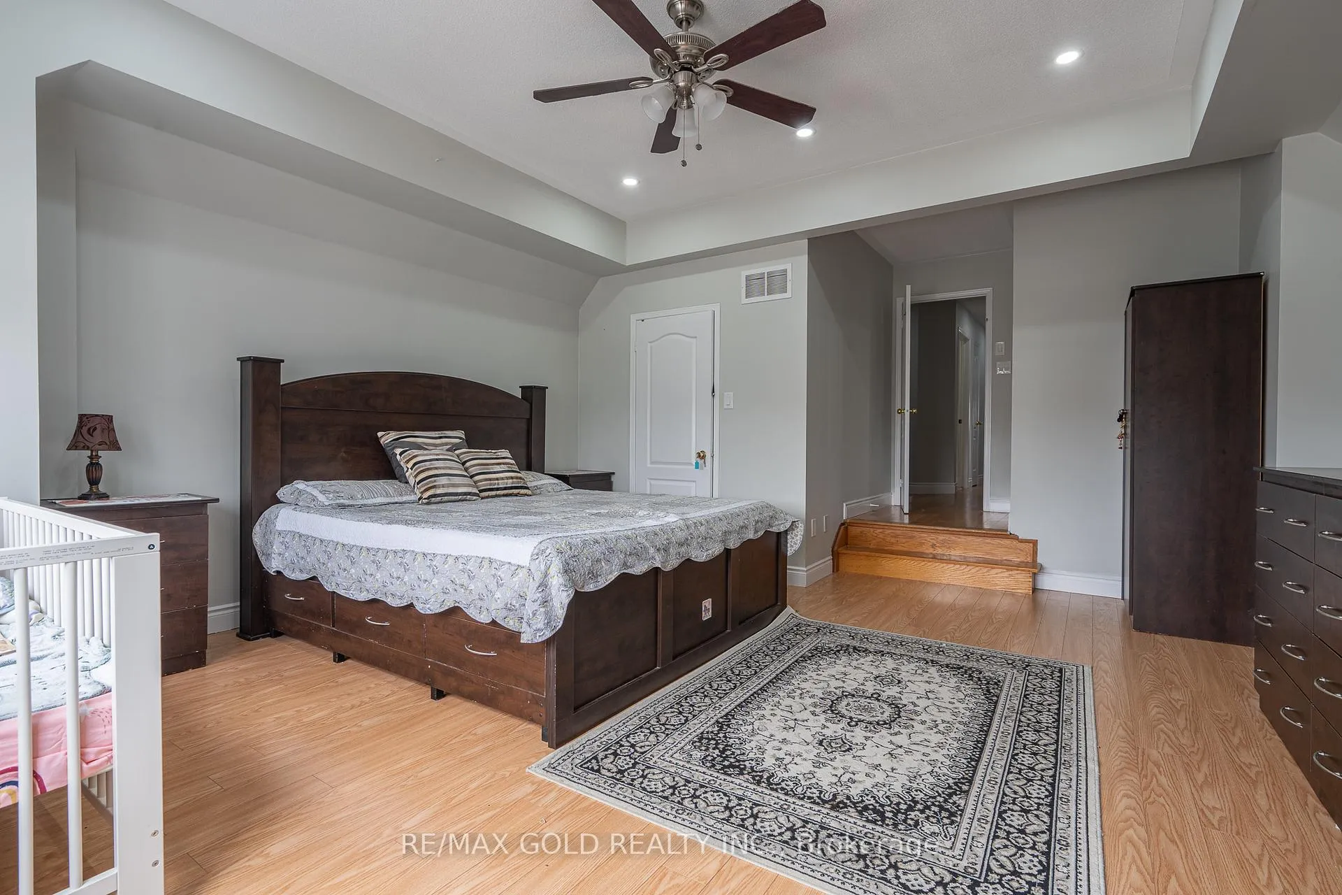 Photo 19 of 135 Cordgrass Crescent, Brampton, Sandringham-Wellington — HOMEH