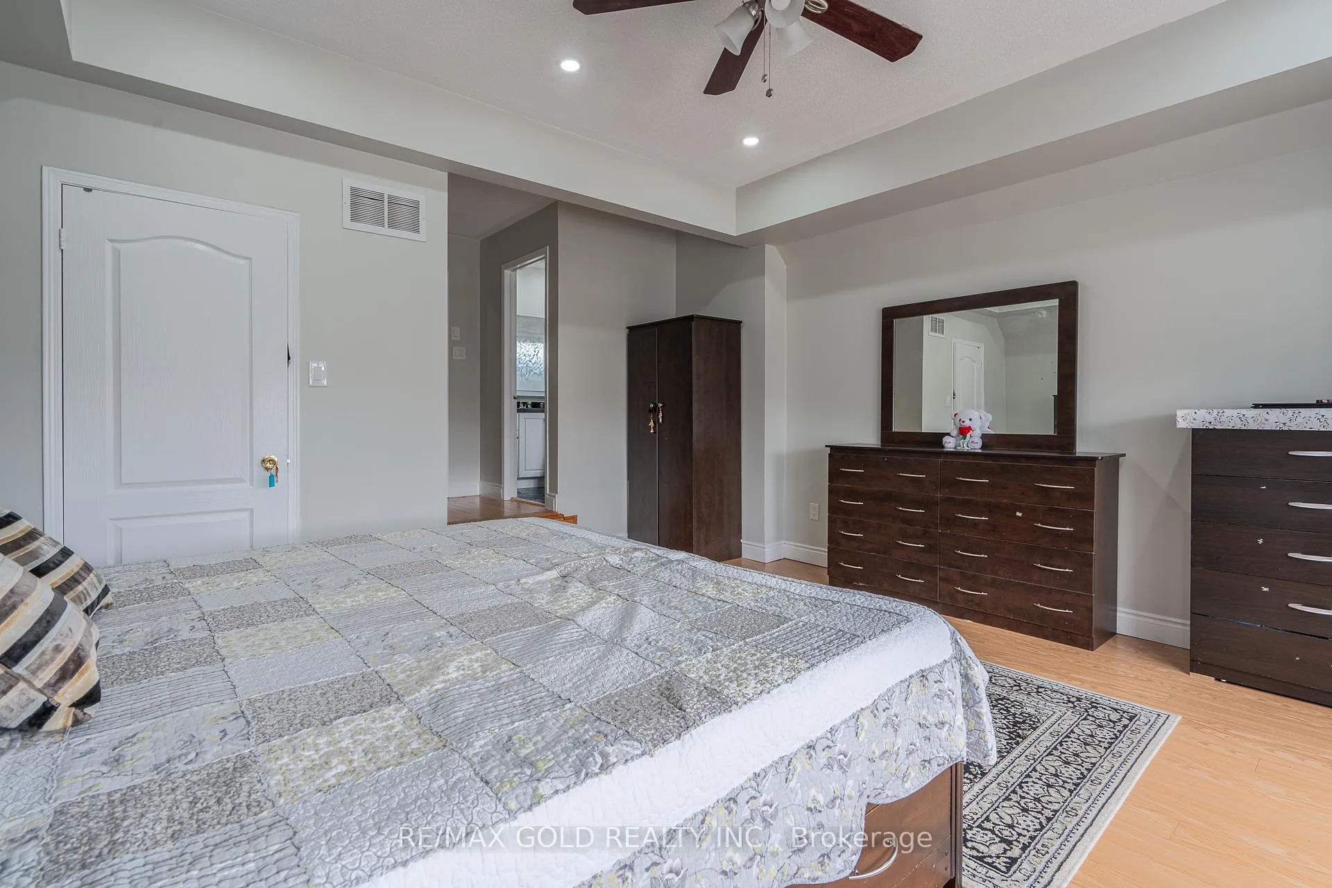Photo 20 of 135 Cordgrass Crescent, Brampton, Sandringham-Wellington — HOMEH