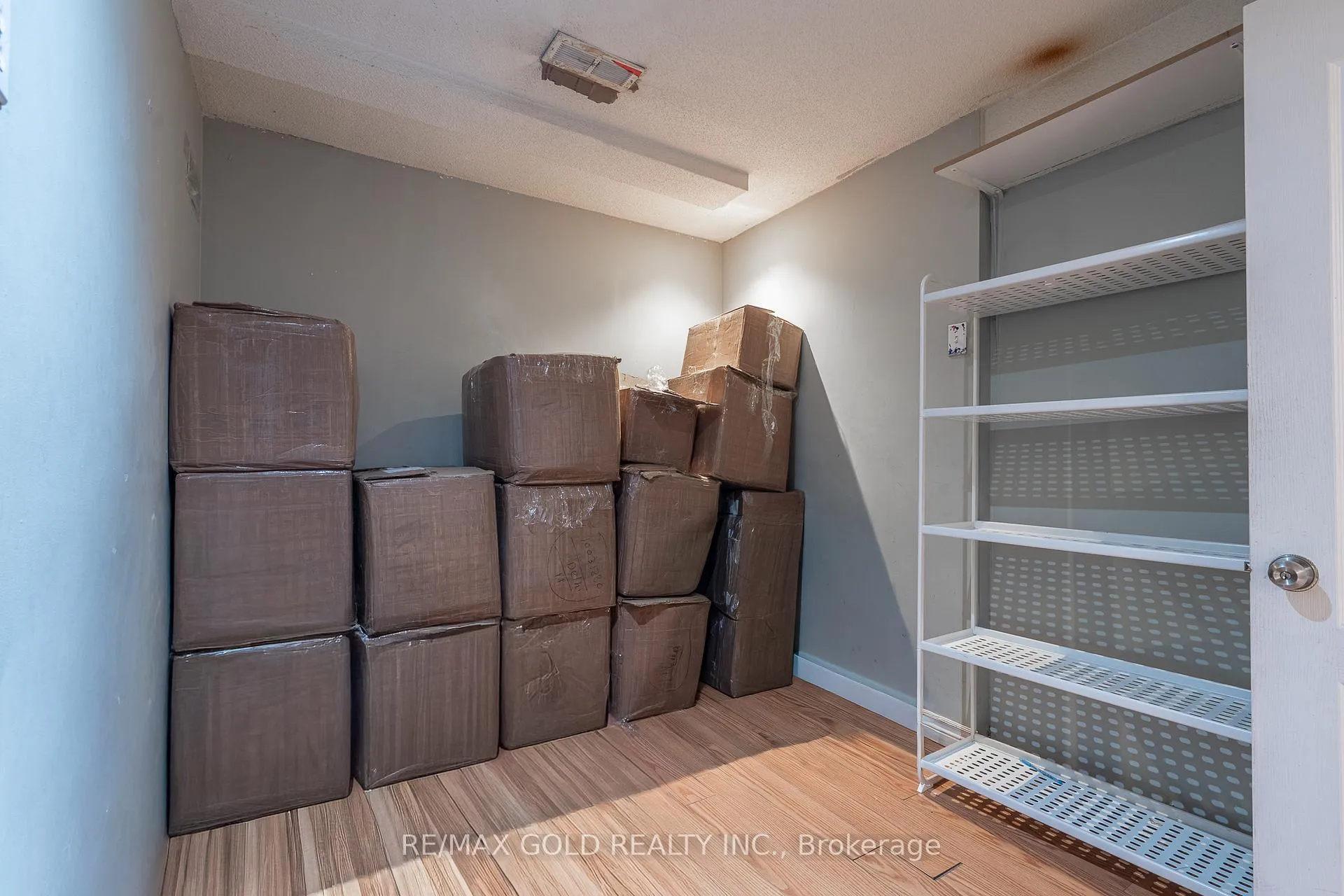 Photo 37 of 135 Cordgrass Crescent, Brampton, Sandringham-Wellington — HOMEH