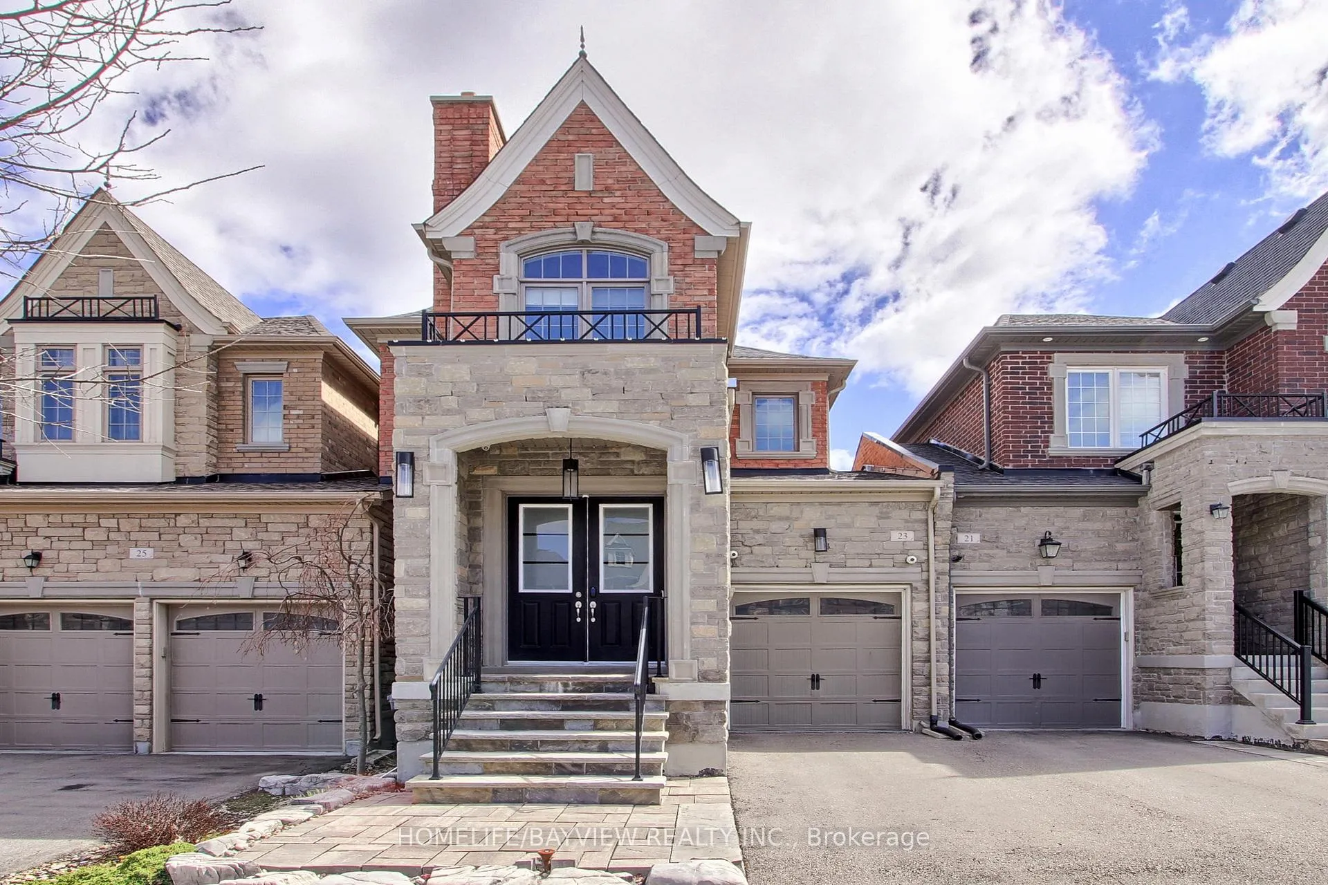 Photo 1 of 23 Claudview Street, King, King City — HOMEH