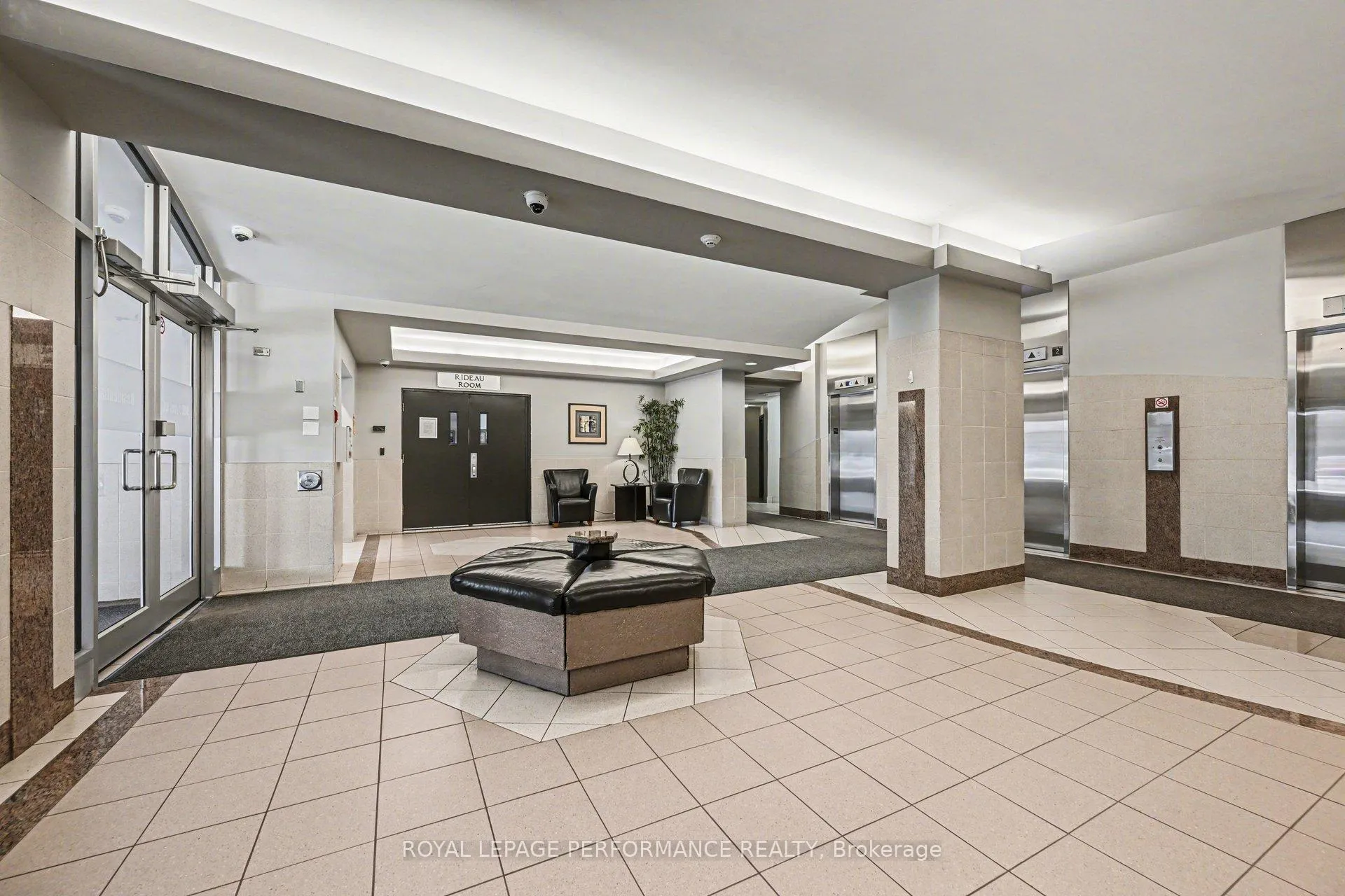 Photo 2 of Unit 610, 900 Dynes Road, Ottawa, Carleton Square — HOMEH