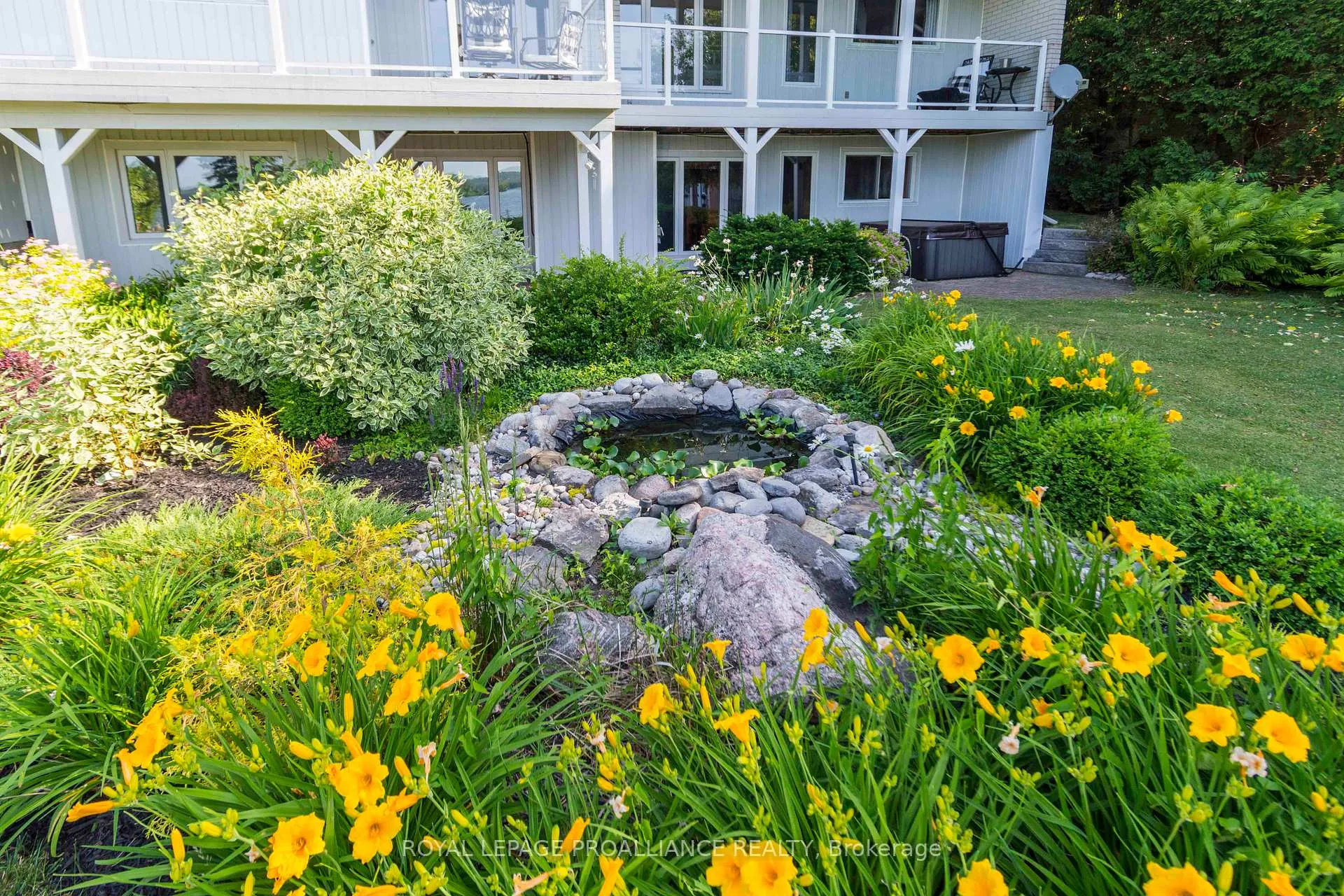 Photo 40 of 9 Dorthy Drive, Quinte West, Sidney Ward — HOMEH