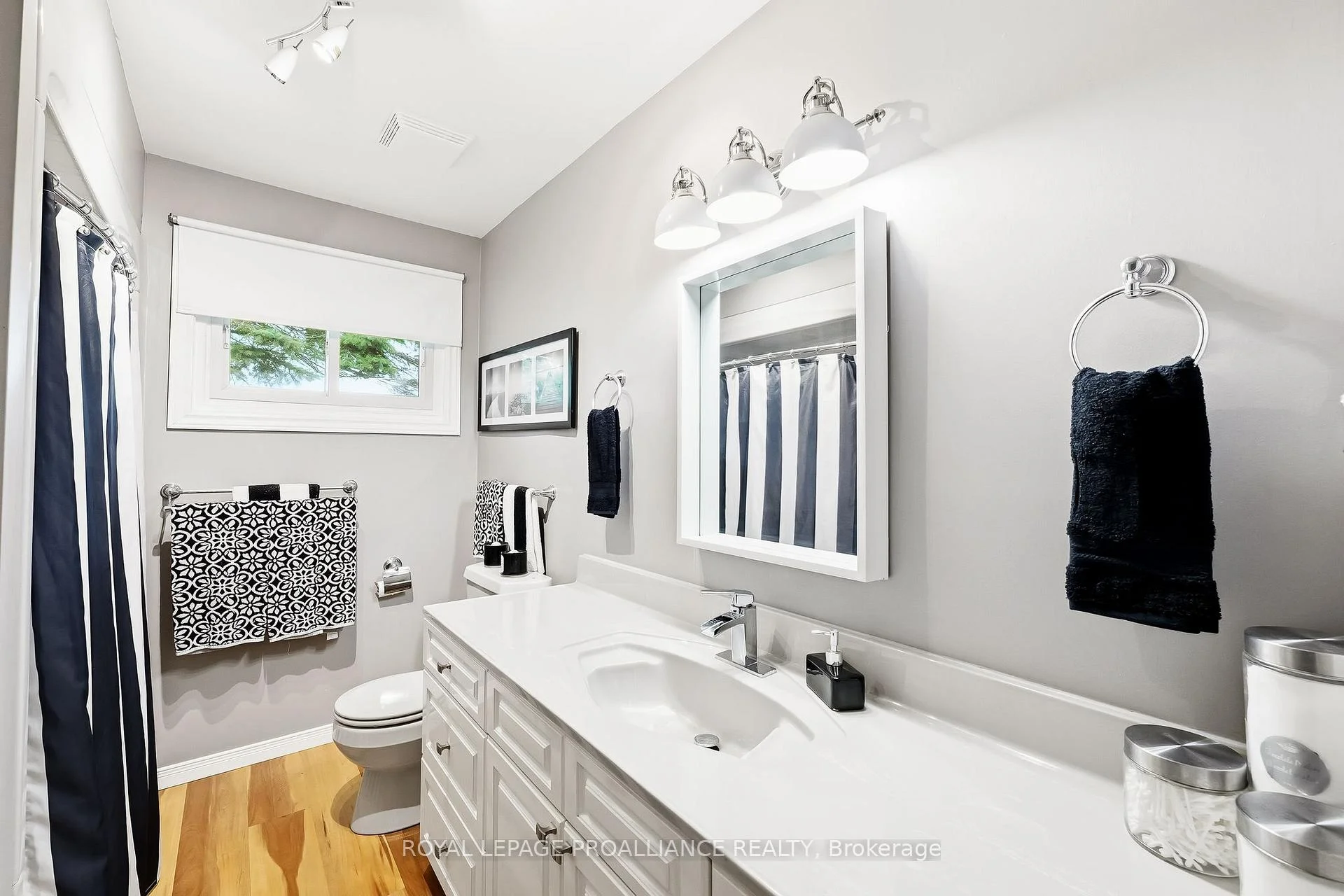 Photo 26 of 9 Dorthy Drive, Quinte West, Sidney Ward — HOMEH