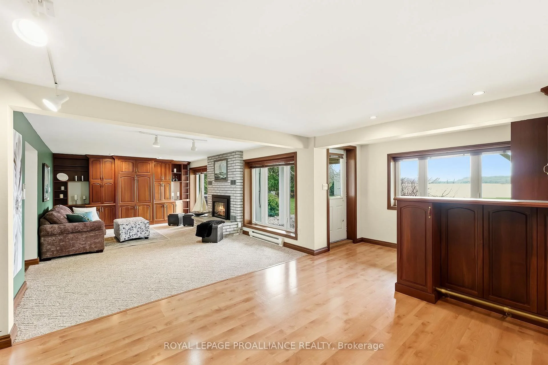 Photo 29 of 9 Dorthy Drive, Quinte West, Sidney Ward — HOMEH