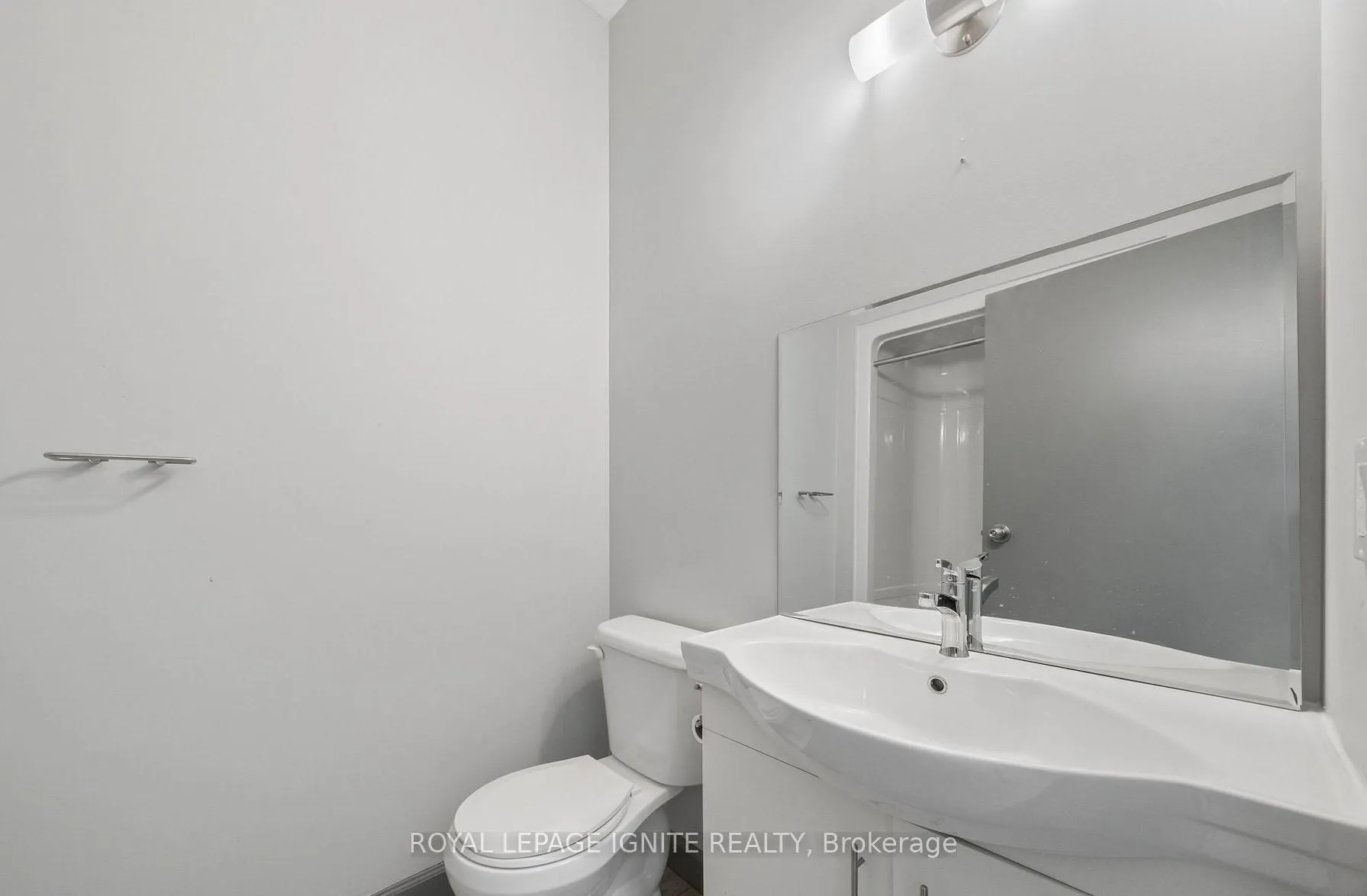 Photo 4 of Unit 102, 77 Leland Street, Hamilton, Ainslie Wood — HOMEH