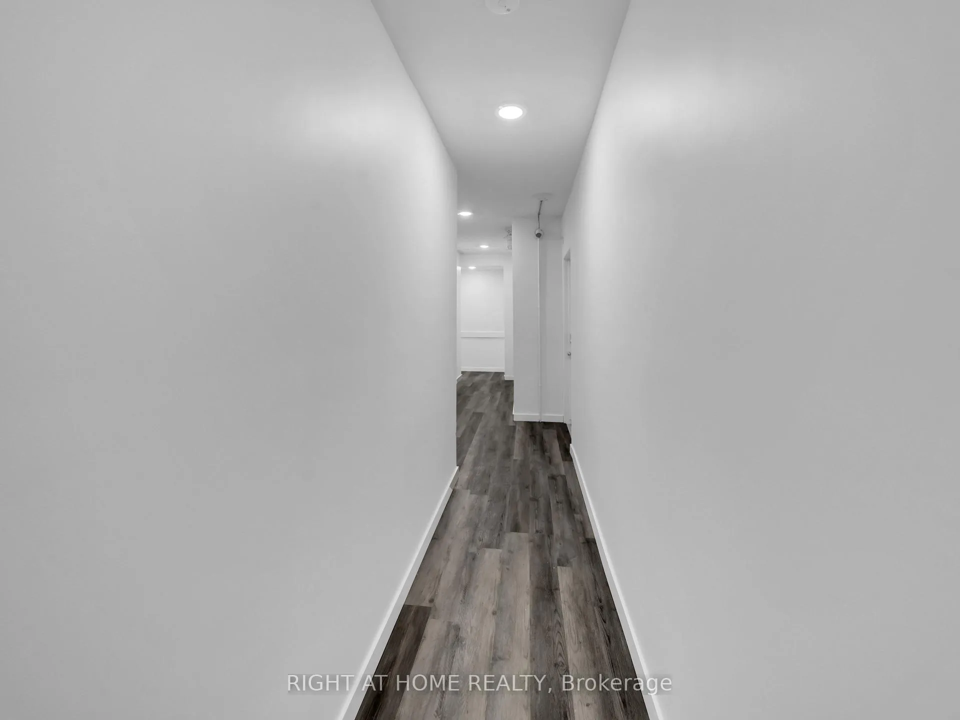 Photo 14 of Unit 4, 279 Drouillard Road, Windsor — HOMEH