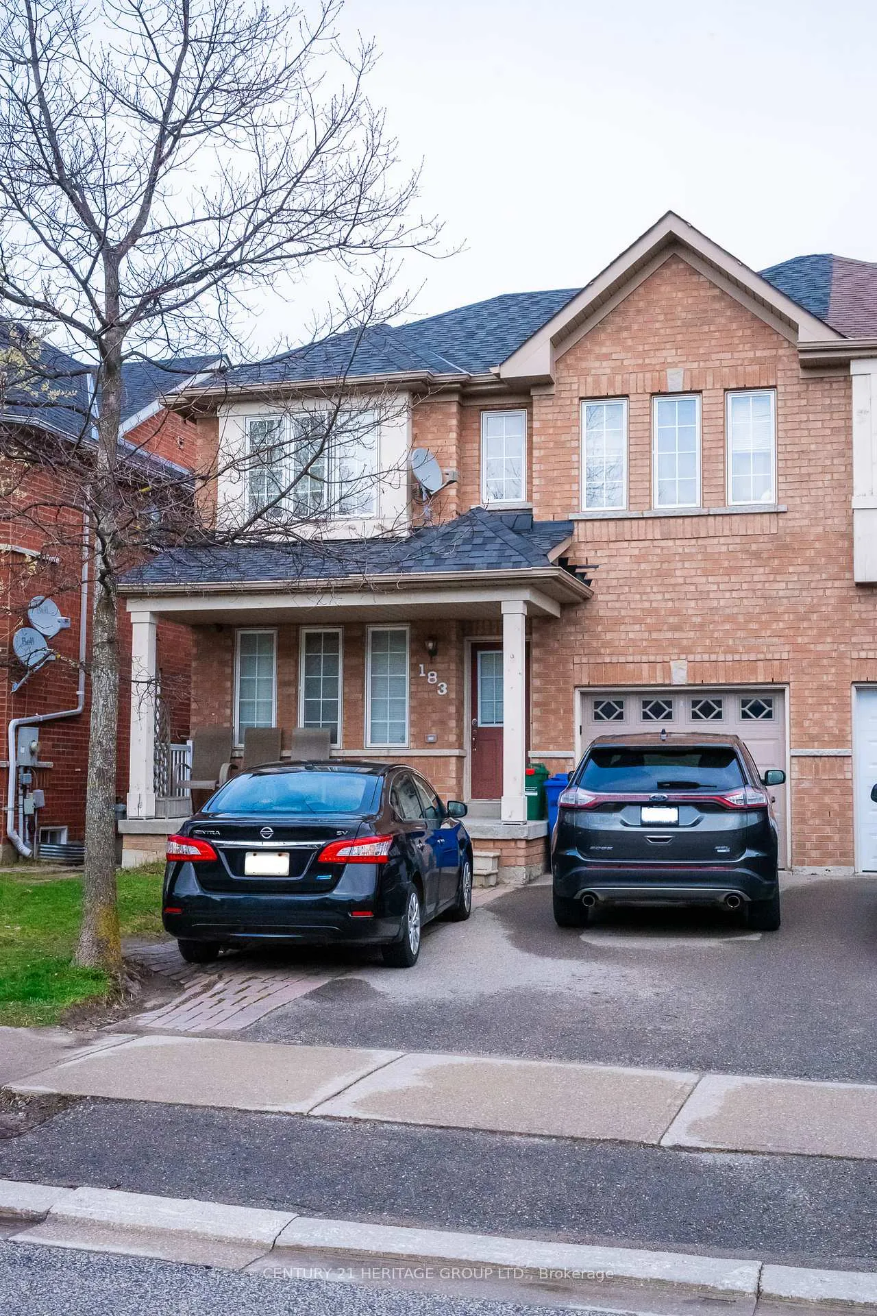 Photo 2 of 183 Knapton Drive, Newmarket, Woodland Hill — HOMEH