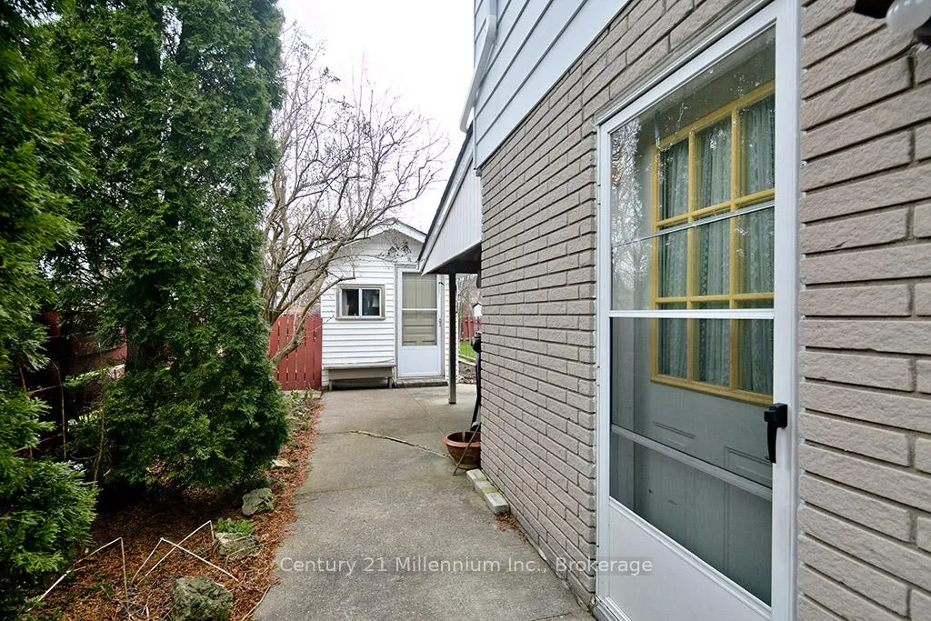 Photo 29 of 555 Spruce Street, Collingwood — HOMEH