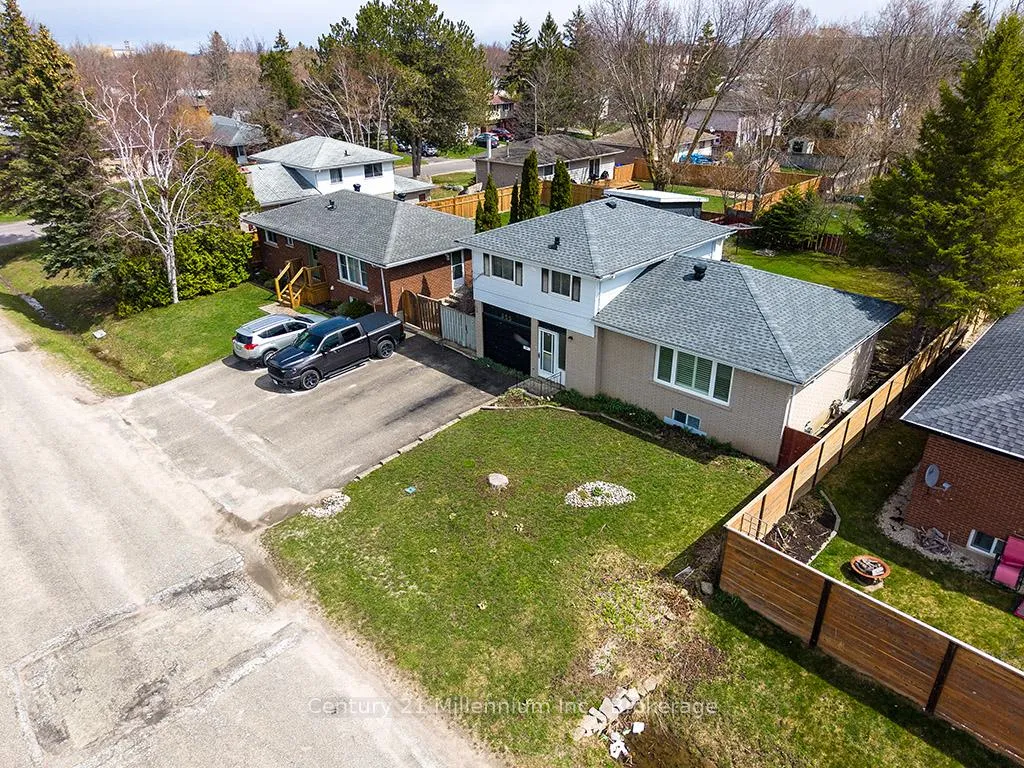 Photo 30 of 555 Spruce Street, Collingwood — HOMEH
