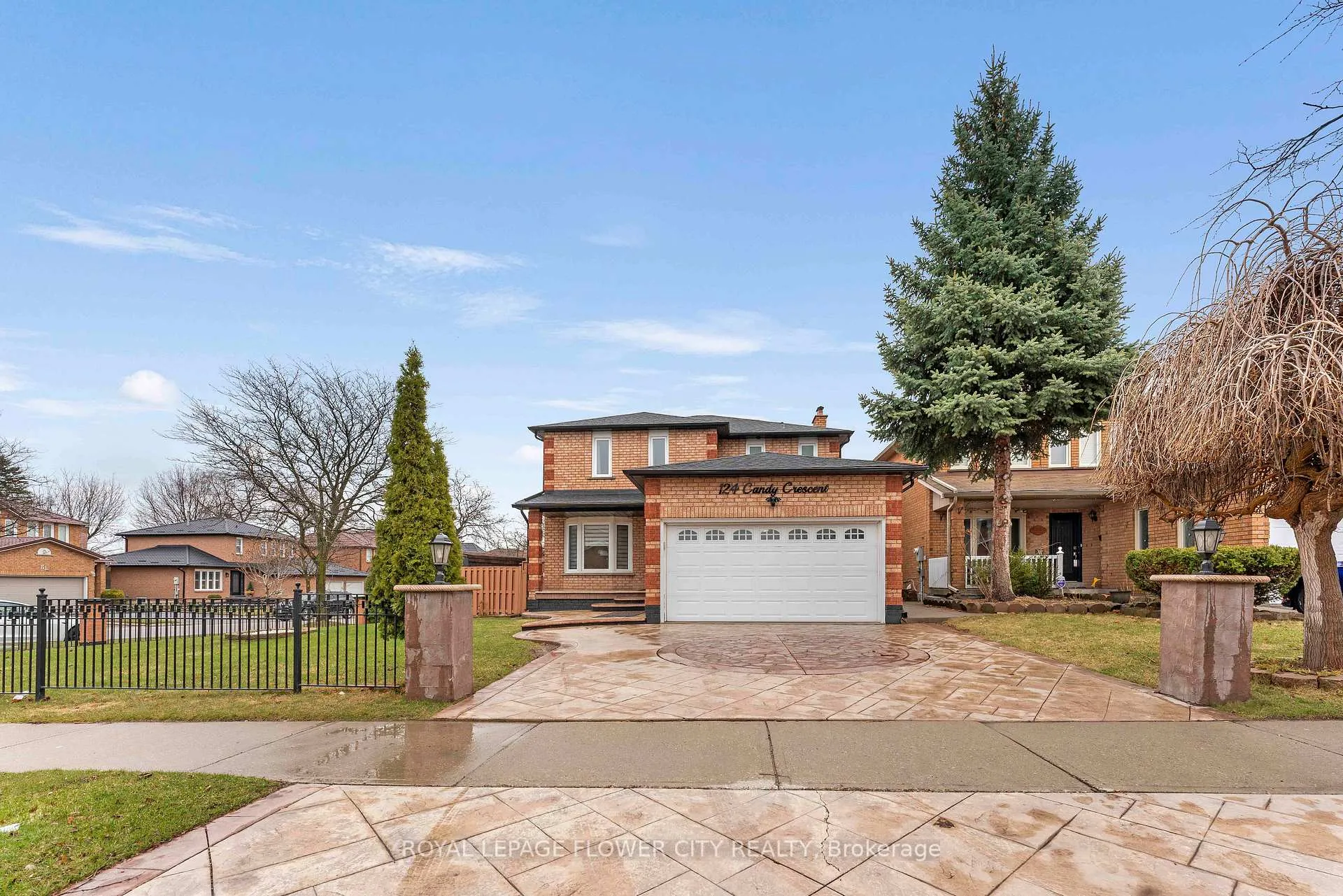 Photo 1 of 124 Candy Crescent, Brampton, Northwood Park — HOMEH