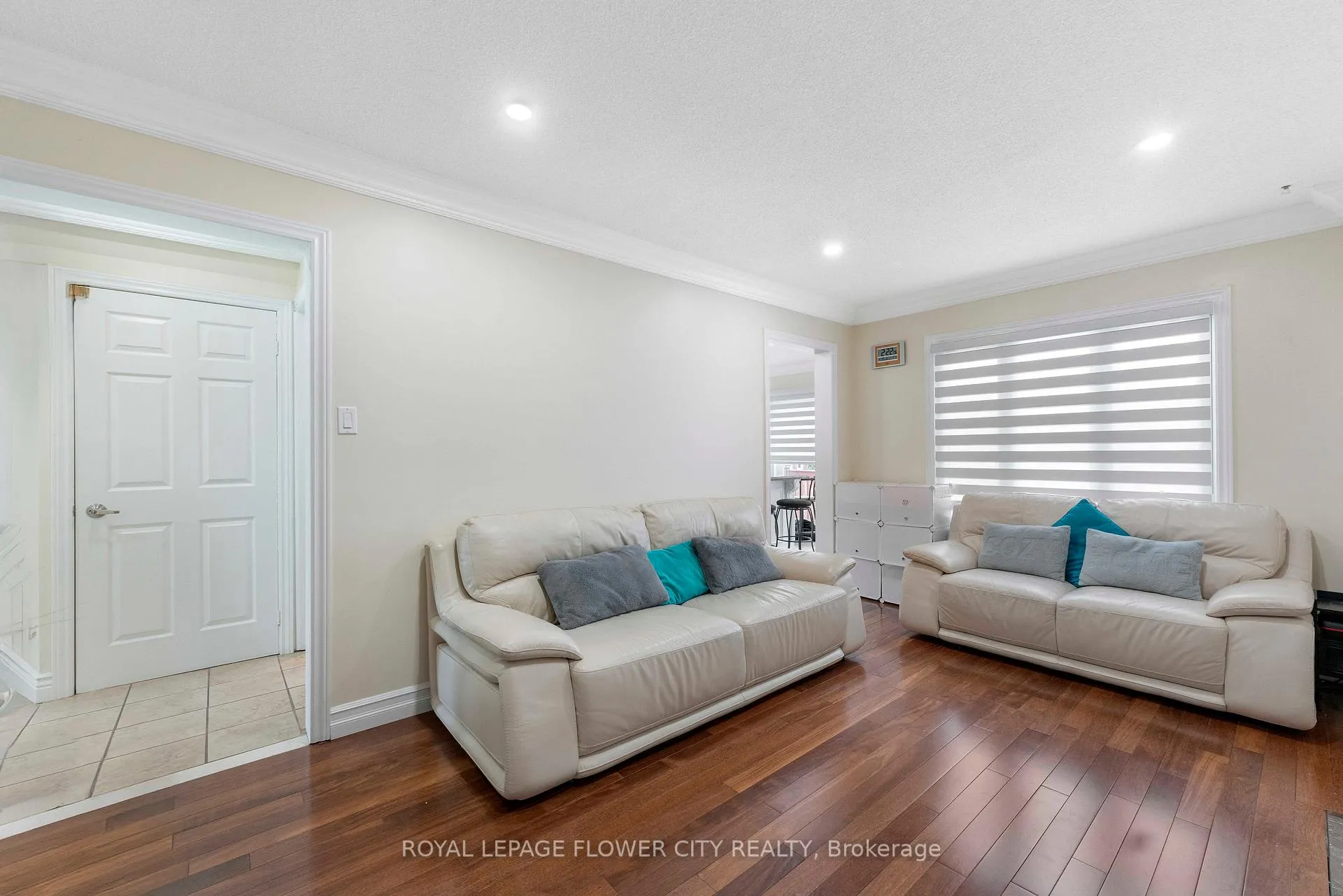 Photo 9 of 124 Candy Crescent, Brampton, Northwood Park — HOMEH