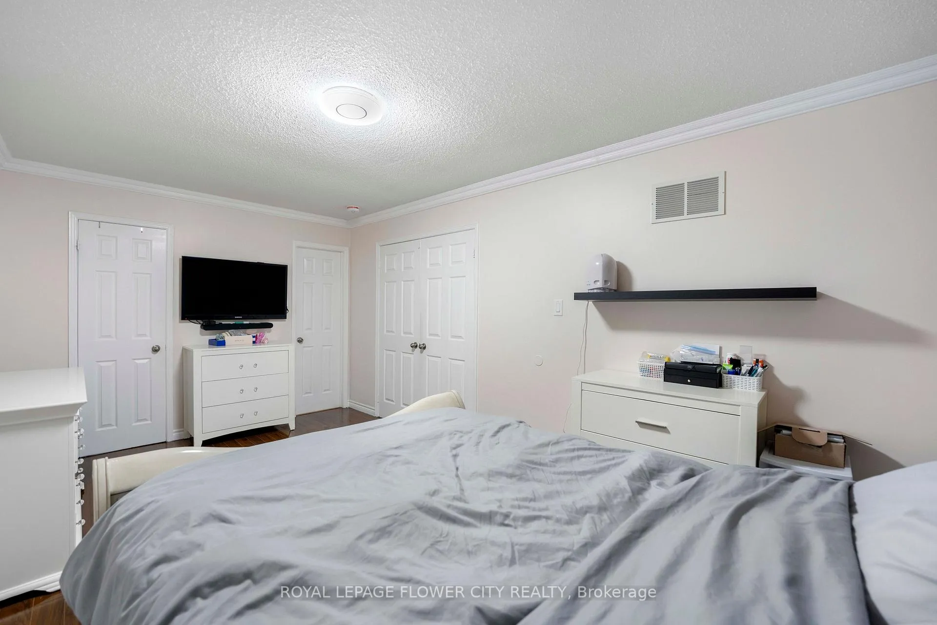 Photo 22 of 124 Candy Crescent, Brampton, Northwood Park — HOMEH