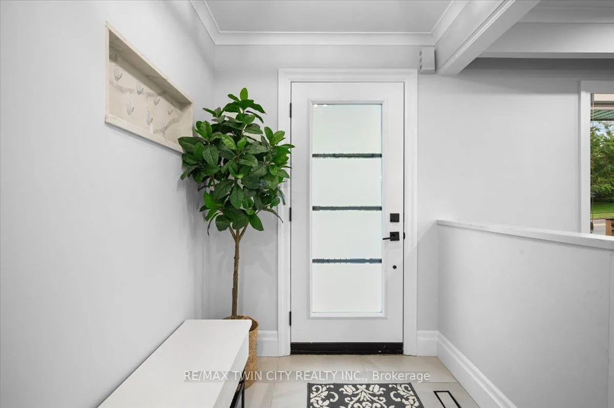 Photo 7 of 162 Greenbrook Drive, Kitchener, Meinzinger — HOMEH