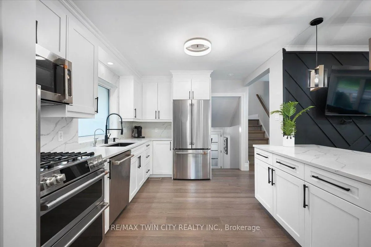 Photo 9 of 162 Greenbrook Drive, Kitchener, Meinzinger — HOMEH