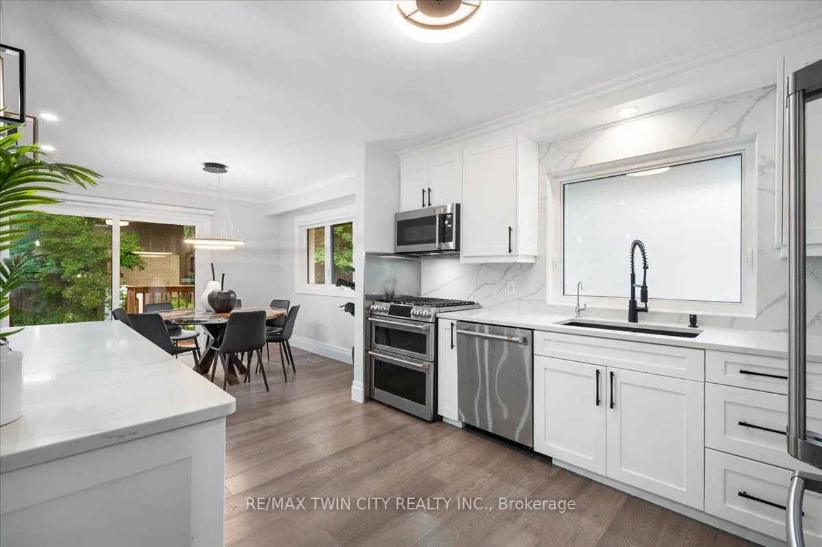 Photo 10 of 162 Greenbrook Drive, Kitchener, Meinzinger — HOMEH