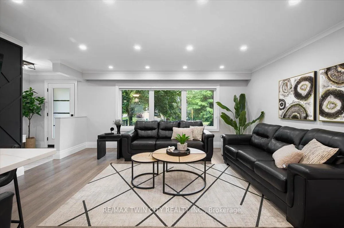 Photo 15 of 162 Greenbrook Drive, Kitchener, Meinzinger — HOMEH