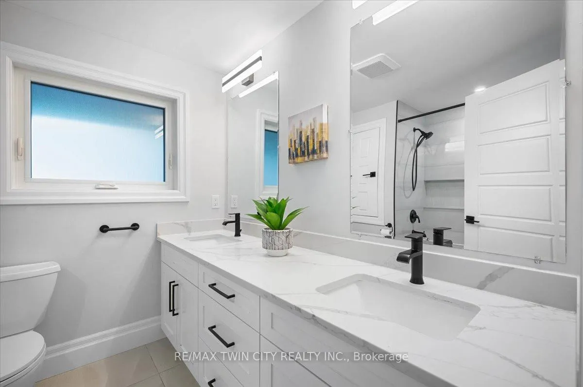 Photo 23 of 162 Greenbrook Drive, Kitchener, Meinzinger — HOMEH