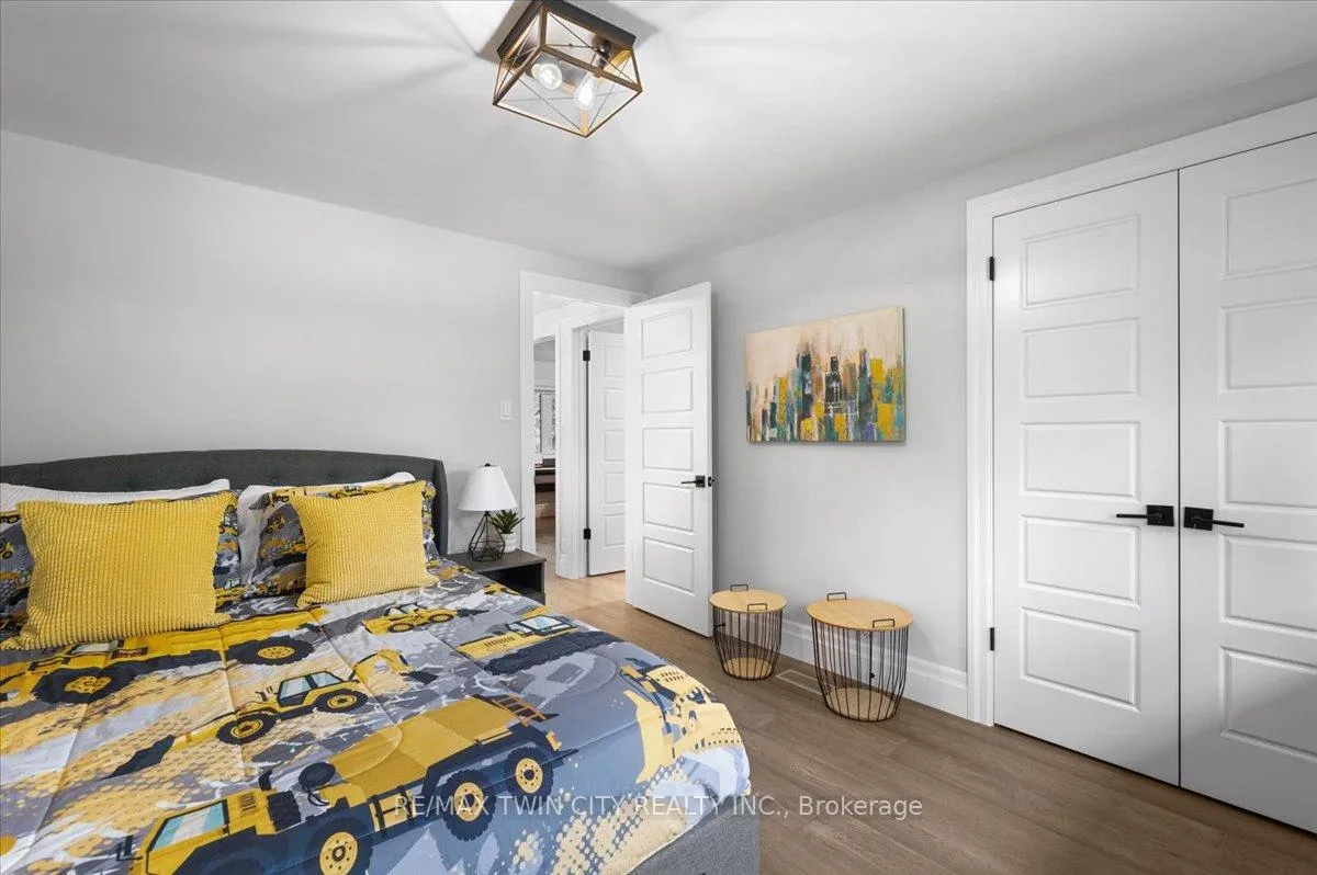 Photo 24 of 162 Greenbrook Drive, Kitchener, Meinzinger — HOMEH