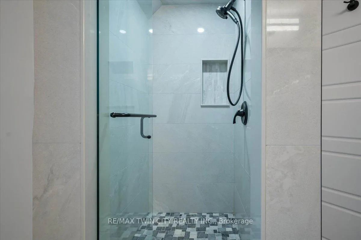 Photo 27 of 162 Greenbrook Drive, Kitchener, Meinzinger — HOMEH