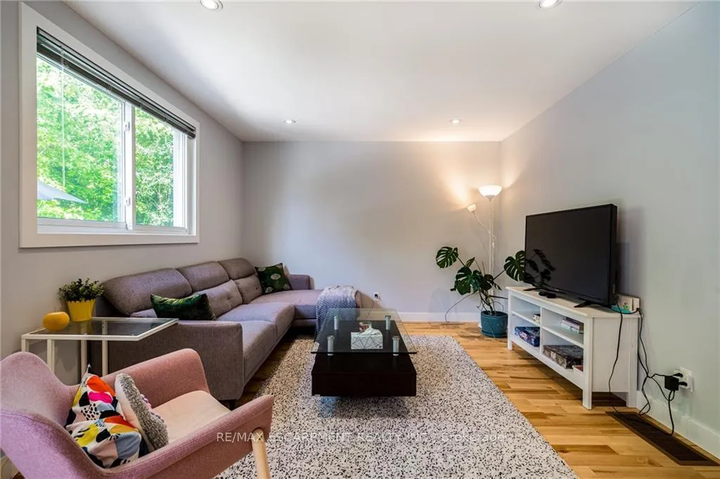 Photo 16 of 125 Breadalbane Street, Hamilton, Strathcona — HOMEH