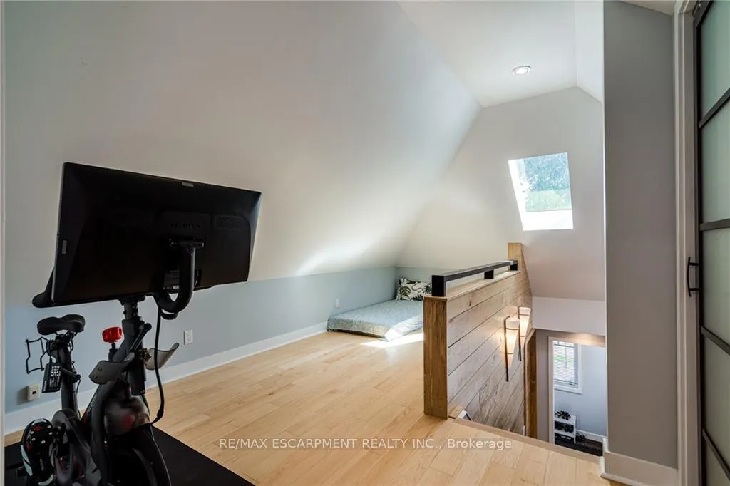 Photo 23 of 125 Breadalbane Street, Hamilton, Strathcona — HOMEH