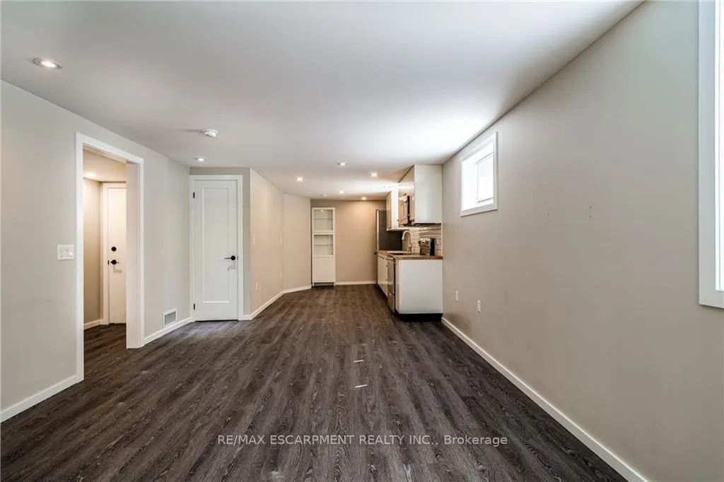 Photo 29 of 125 Breadalbane Street, Hamilton, Strathcona — HOMEH