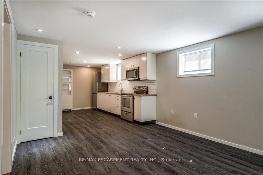 Photo 30 of 125 Breadalbane Street, Hamilton, Strathcona — HOMEH