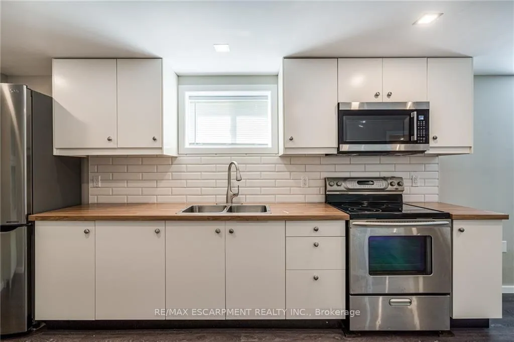 Photo 31 of 125 Breadalbane Street, Hamilton, Strathcona — HOMEH