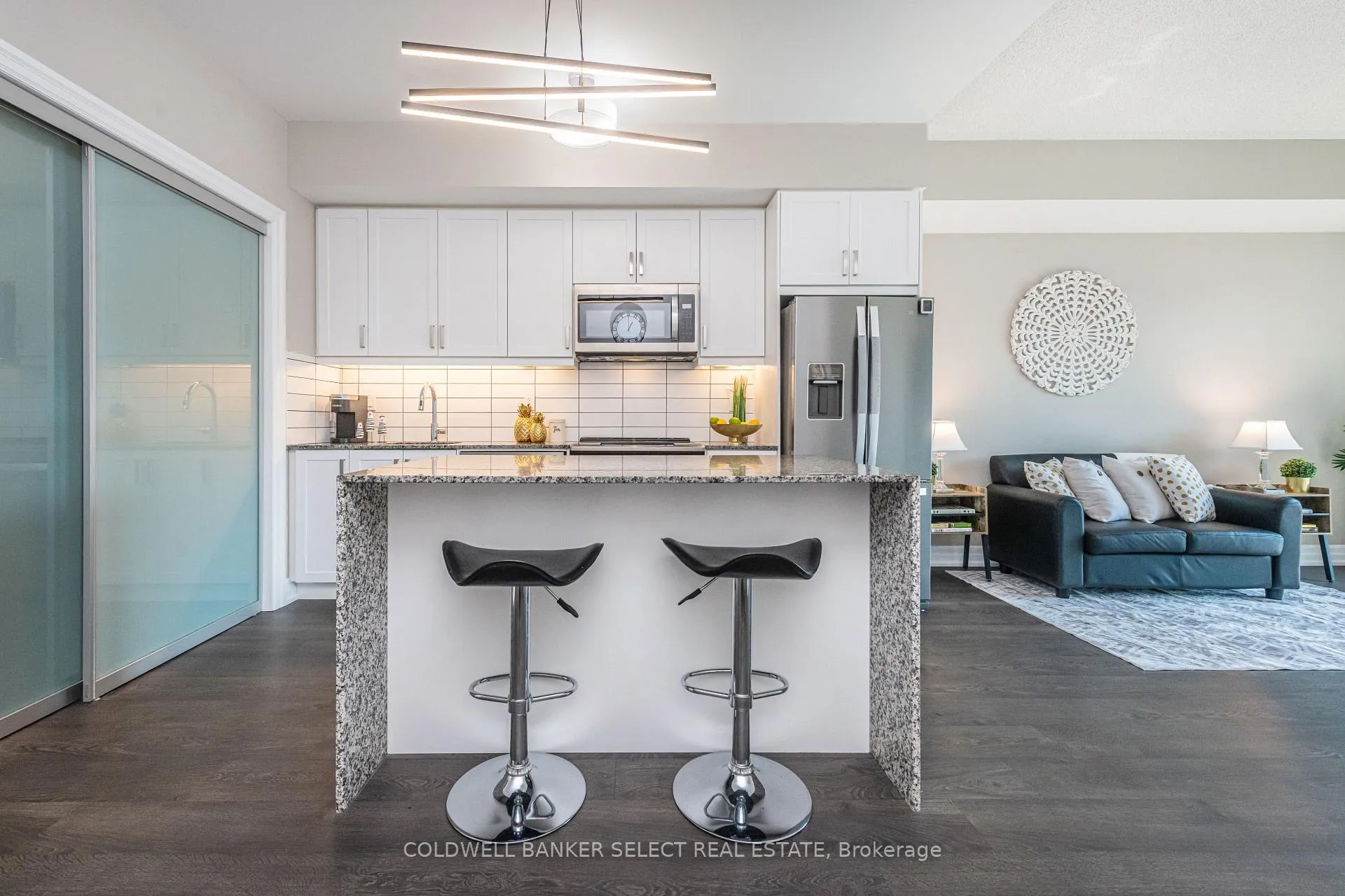 Photo 7 of Unit 403, 50 Ann Street, Caledon, Bolton West — HOMEH