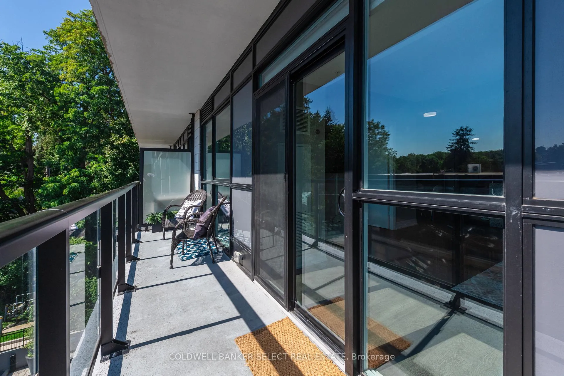 Photo 16 of Unit 403, 50 Ann Street, Caledon, Bolton West — HOMEH