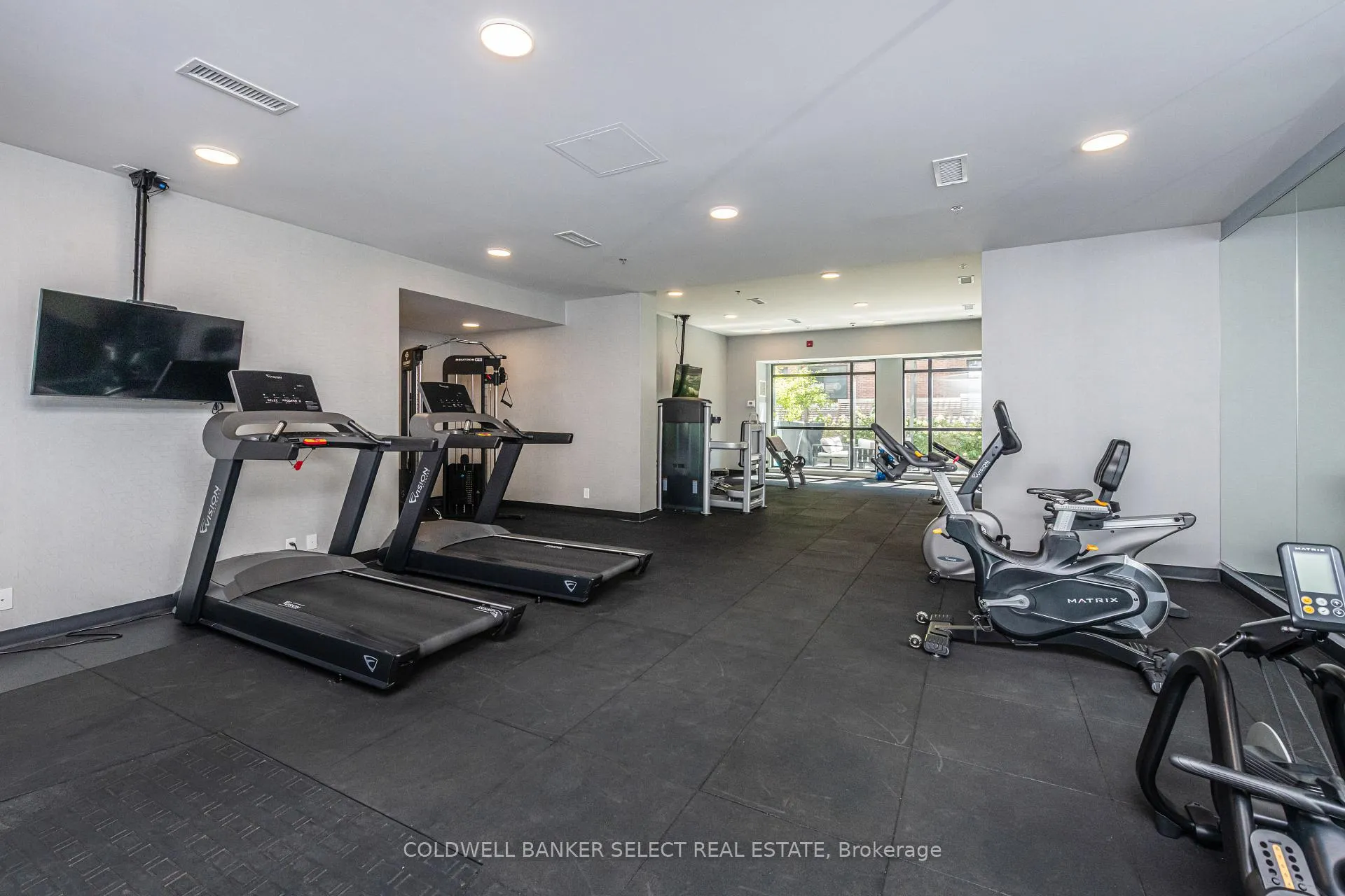 Photo 28 of Unit 403, 50 Ann Street, Caledon, Bolton West — HOMEH