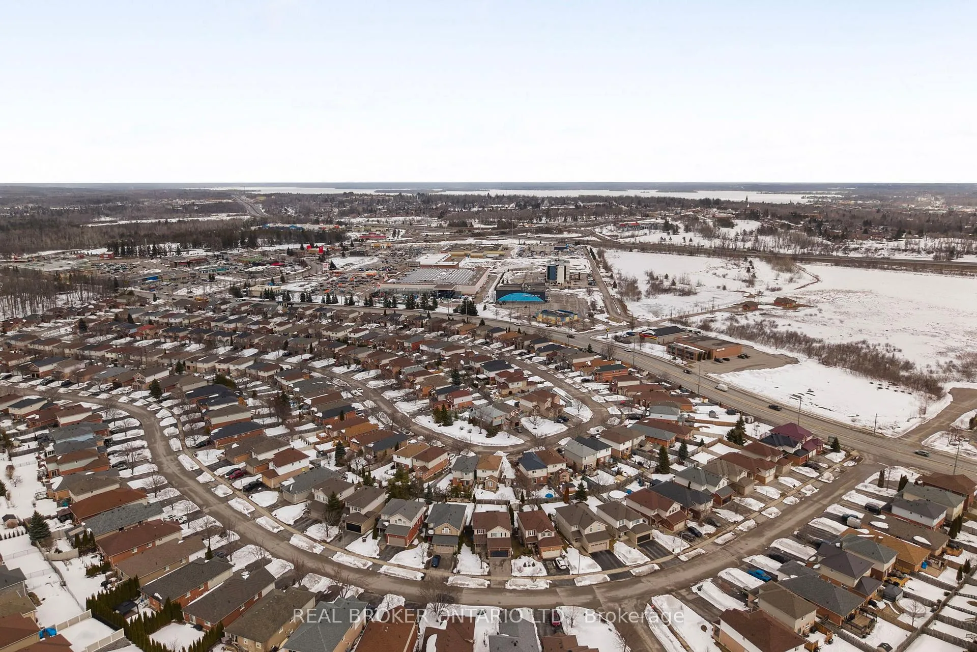 Photo 36 of 27 Vanessa Drive, Orillia — HOMEH