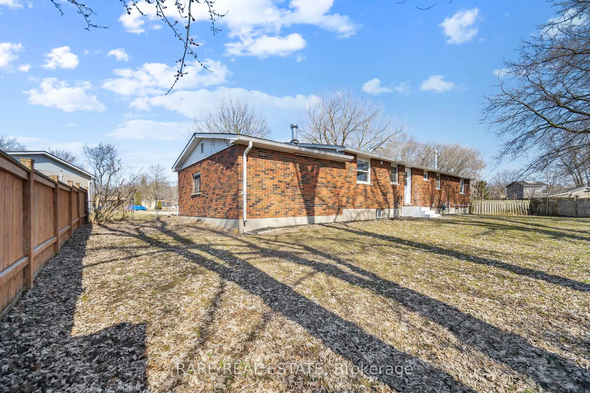 Photo 13 of 314 Laughton Crescent, Strathroy-Caradoc, SW — HOMEH