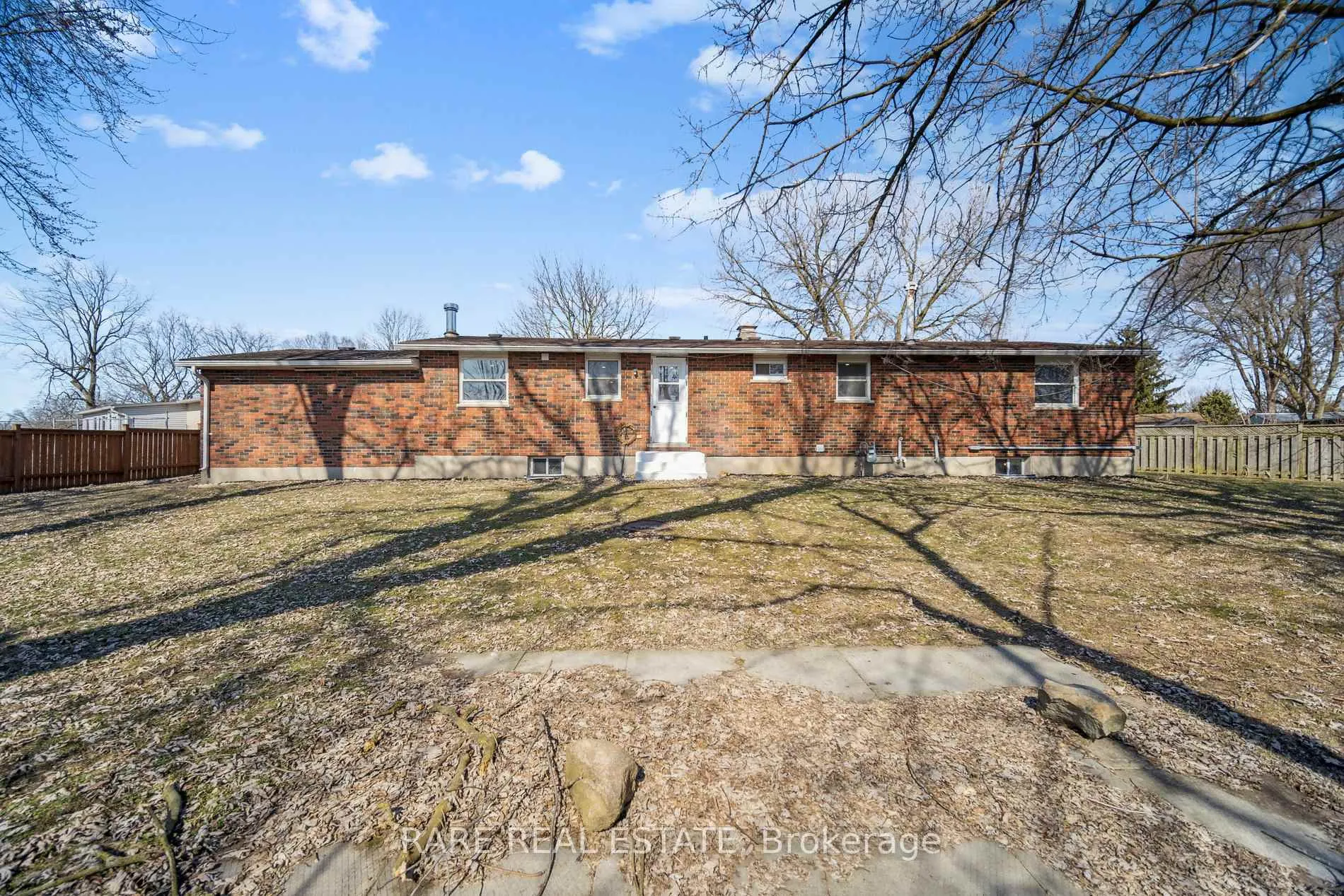 Photo 14 of 314 Laughton Crescent, Strathroy-Caradoc, SW — HOMEH