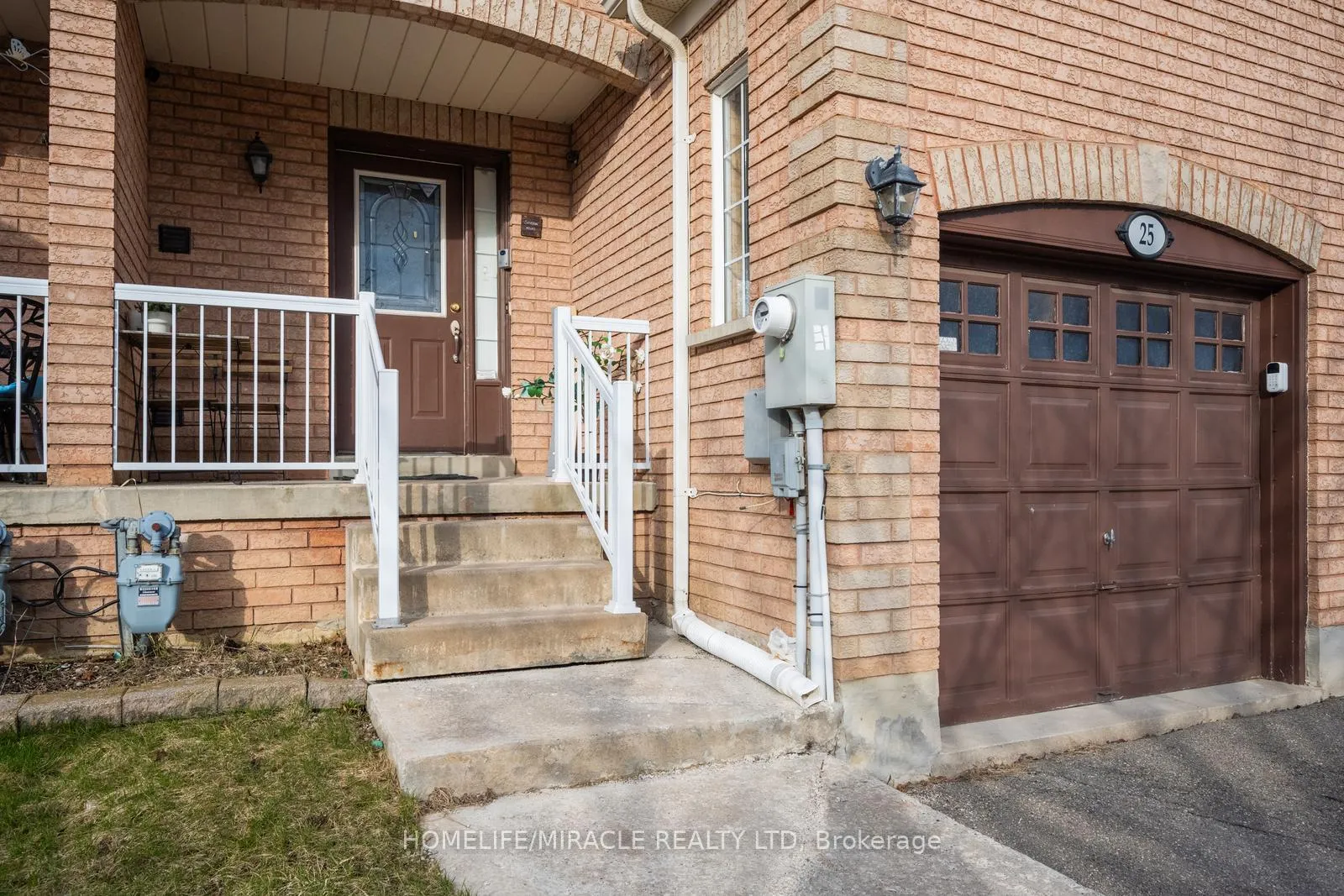Photo 2 of 25 Tinsmith Street, Brampton, Northwest Sandalwood Parkway — HOMEH