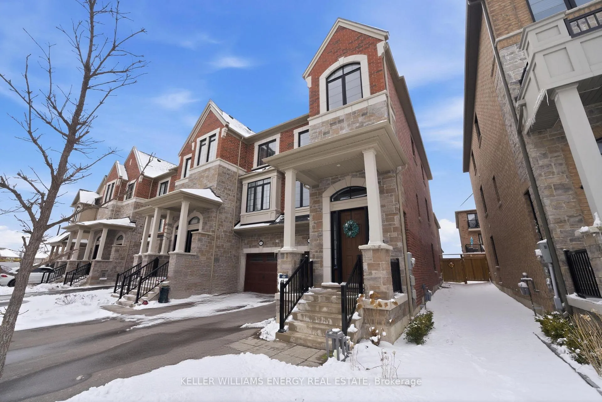 Photo 2 of 95 Dorian Drive, Whitby, Rural Whitby — HOMEH