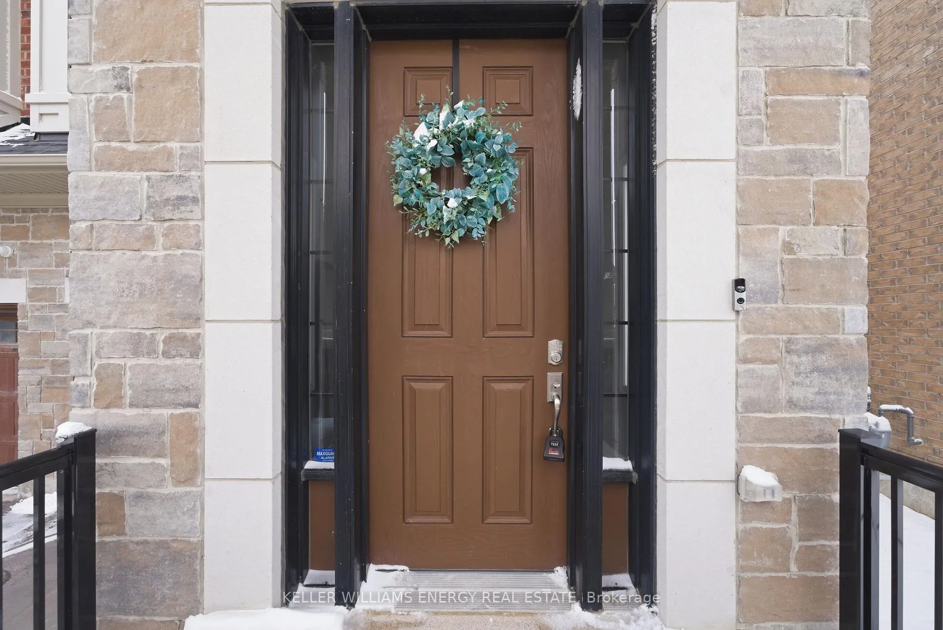 Photo 3 of 95 Dorian Drive, Whitby, Rural Whitby — HOMEH