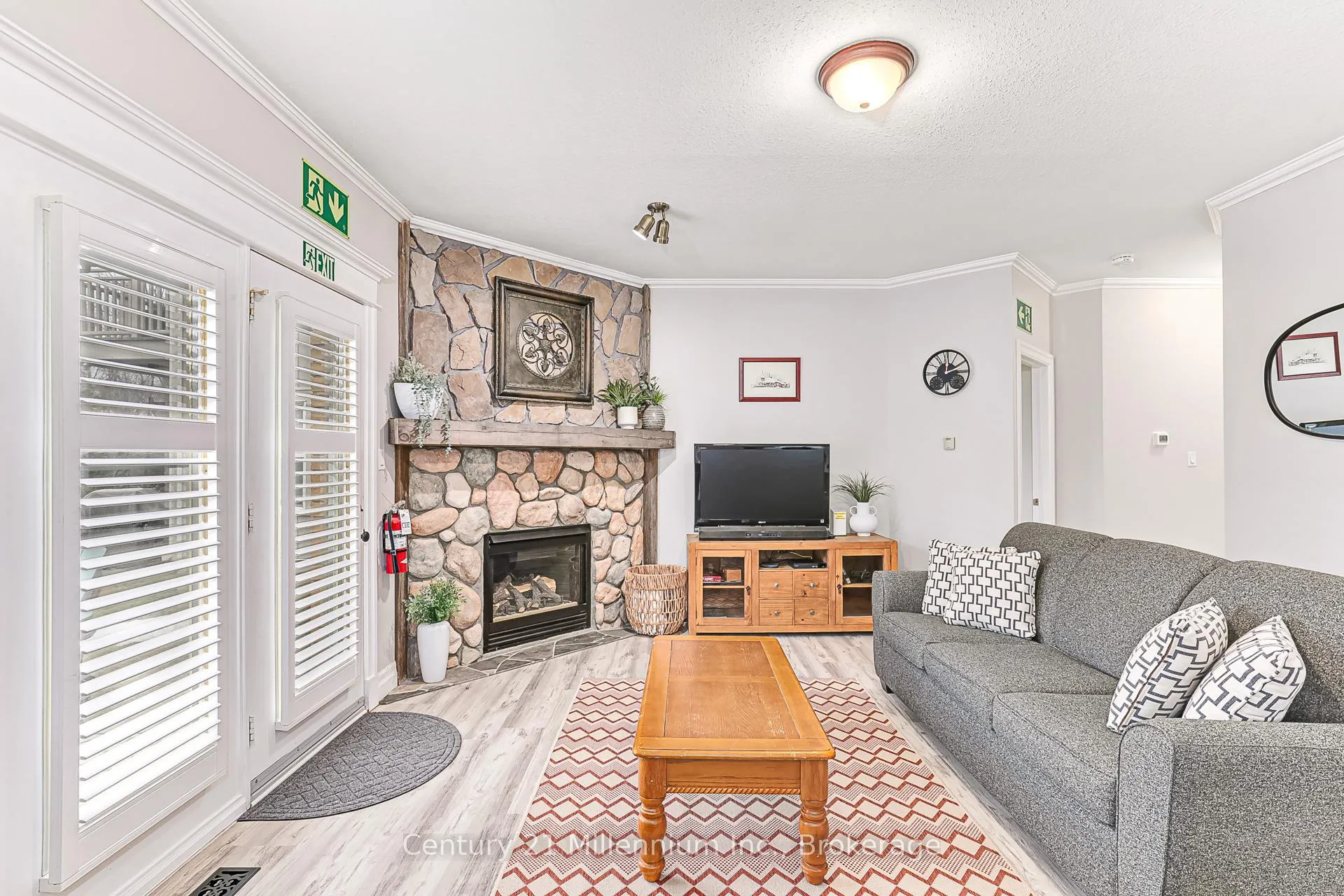 Photo 13 of Unit 120, 184 Snowbridge Way, Blue Mountains — HOMEH