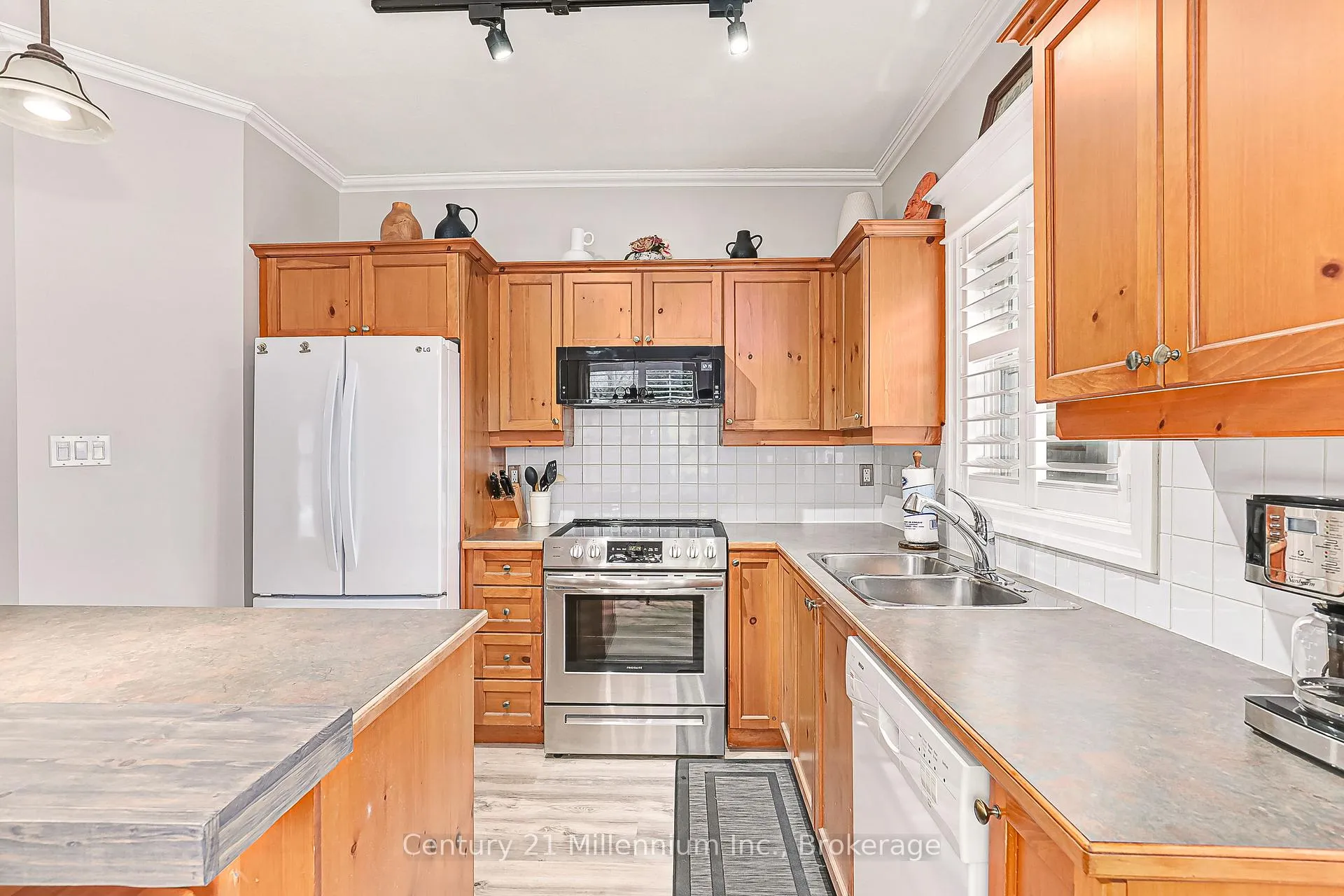 Photo 15 of Unit 120, 184 Snowbridge Way, Blue Mountains — HOMEH