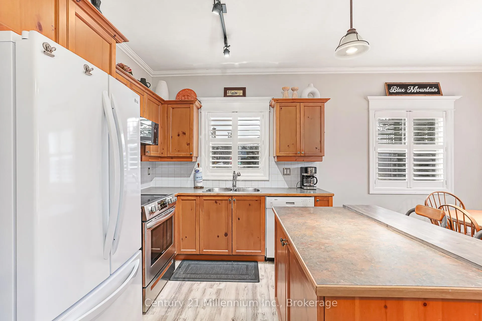 Photo 16 of Unit 120, 184 Snowbridge Way, Blue Mountains — HOMEH
