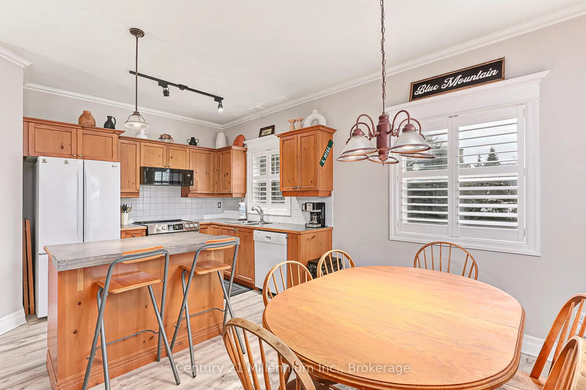 Photo 17 of Unit 120, 184 Snowbridge Way, Blue Mountains — HOMEH
