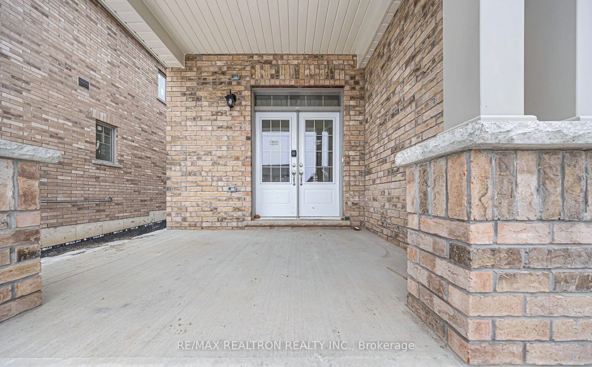 Photo 33 of 126 North Garden Boulevard, Scugog, Port Perry — HOMEH