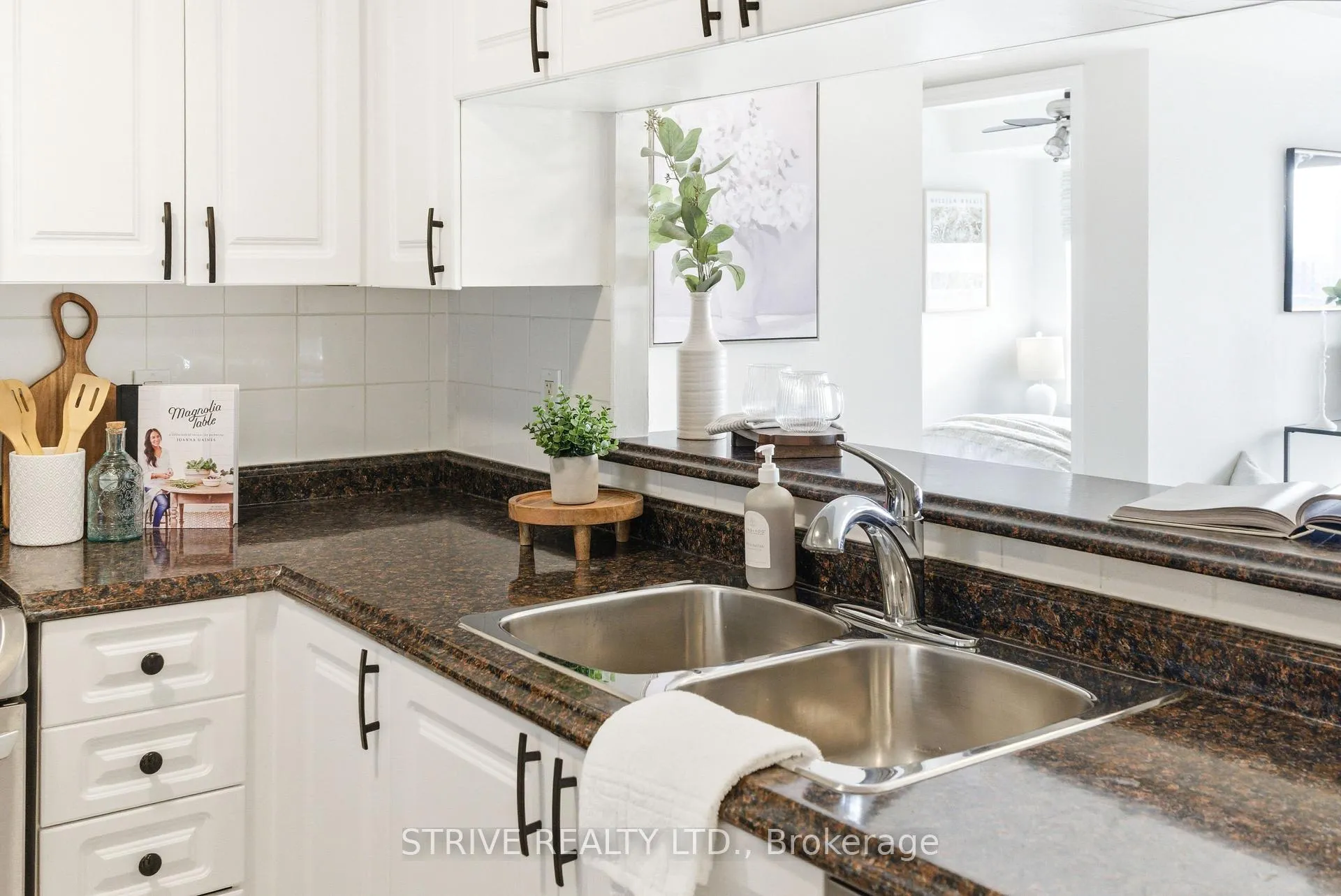 Photo 13 of Unit 1007, 1200 The Esplanade Road N, Pickering, Town Centre — HOMEH