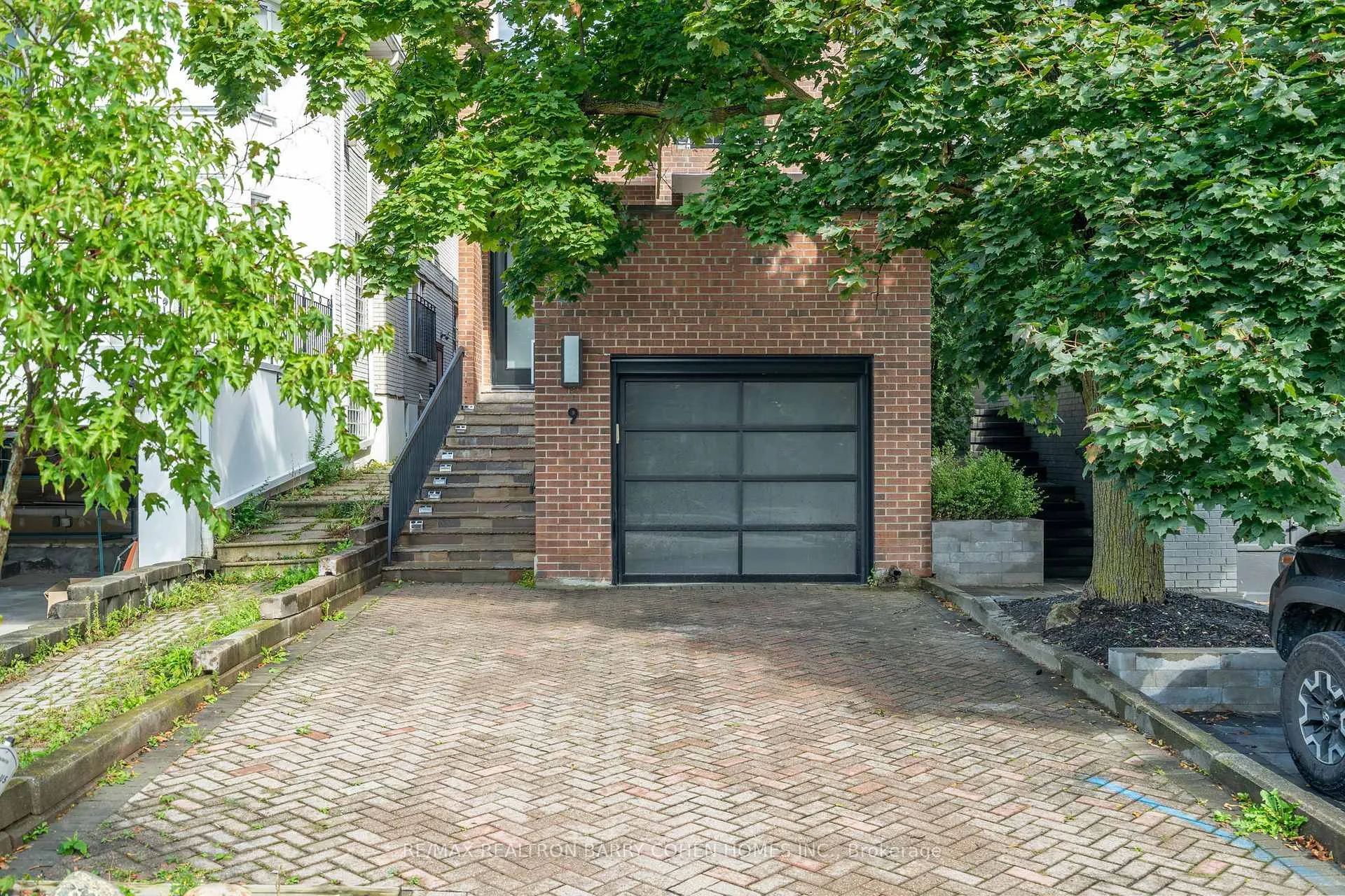 Photo 2 of 9 Gilgorm Road, Toronto, Forest Hill North — HOMEH