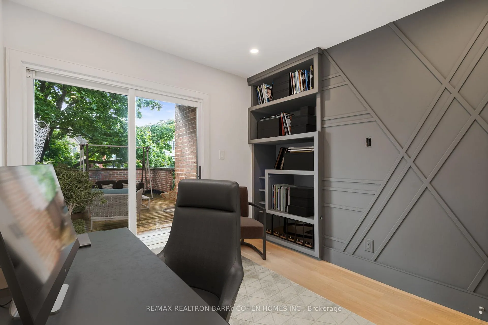 Photo 6 of 9 Gilgorm Road, Toronto, Forest Hill North — HOMEH