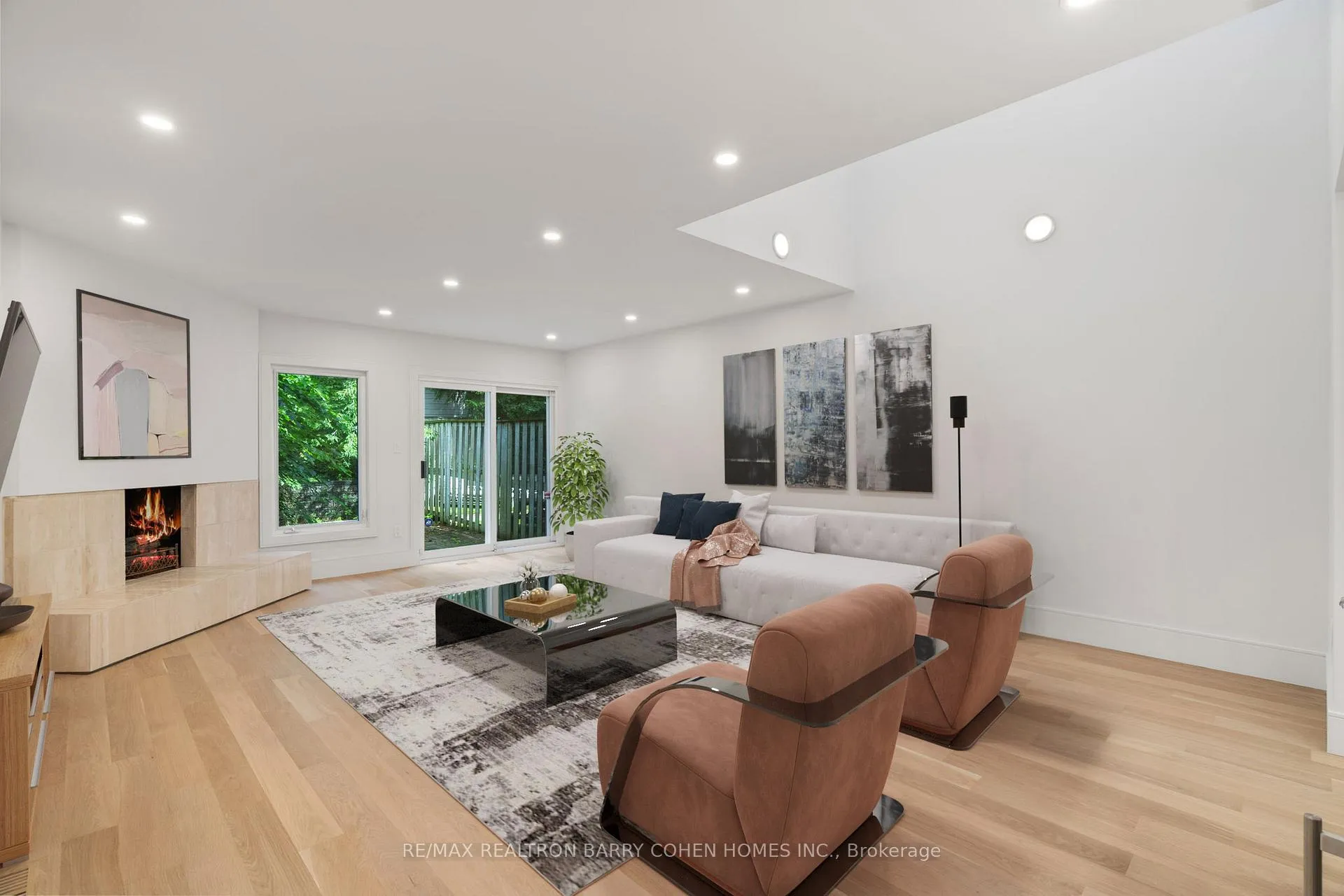 Photo 8 of 9 Gilgorm Road, Toronto, Forest Hill North — HOMEH